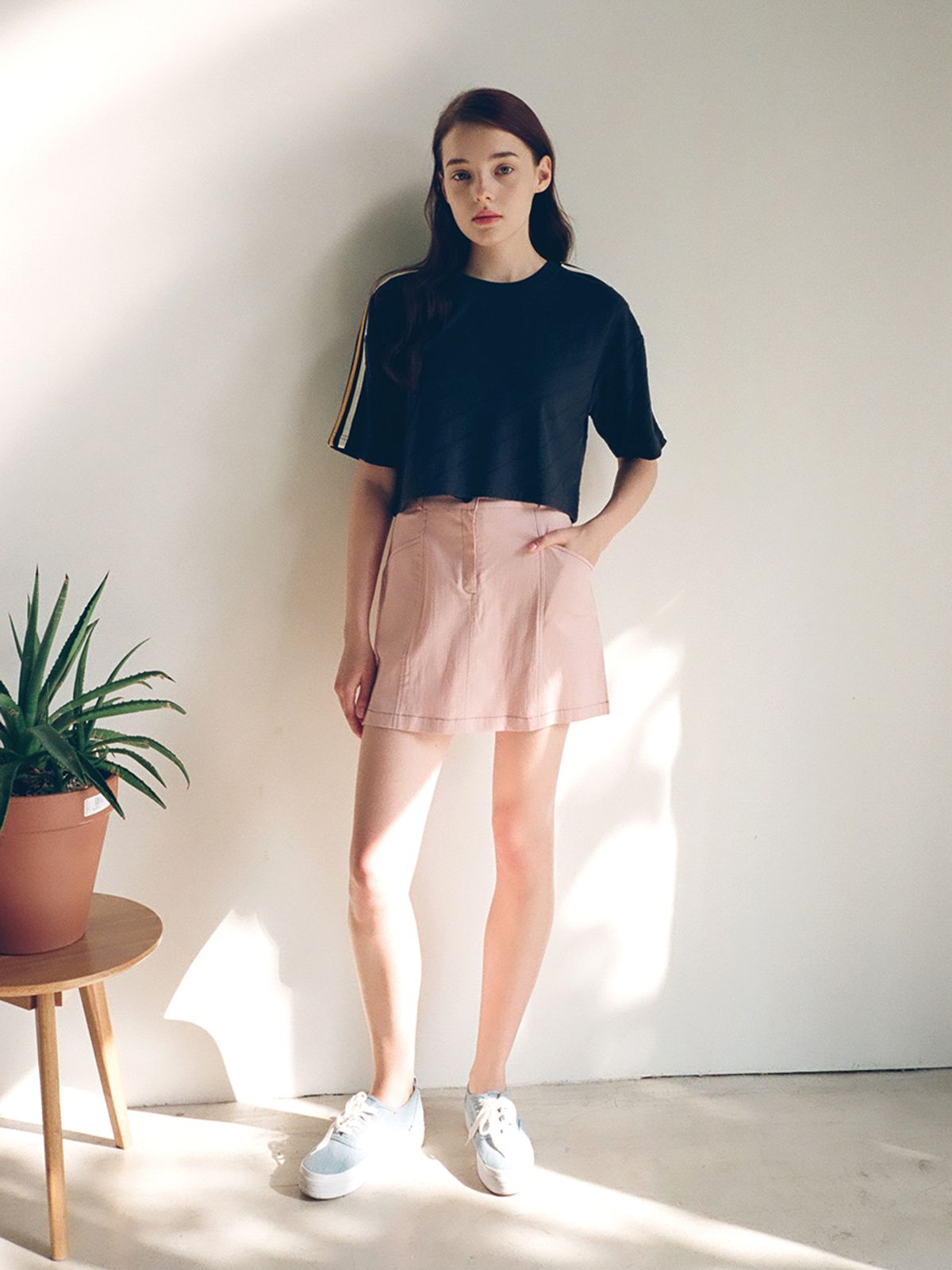 느와(NOIR) Jacquard T-Shirts (NV)