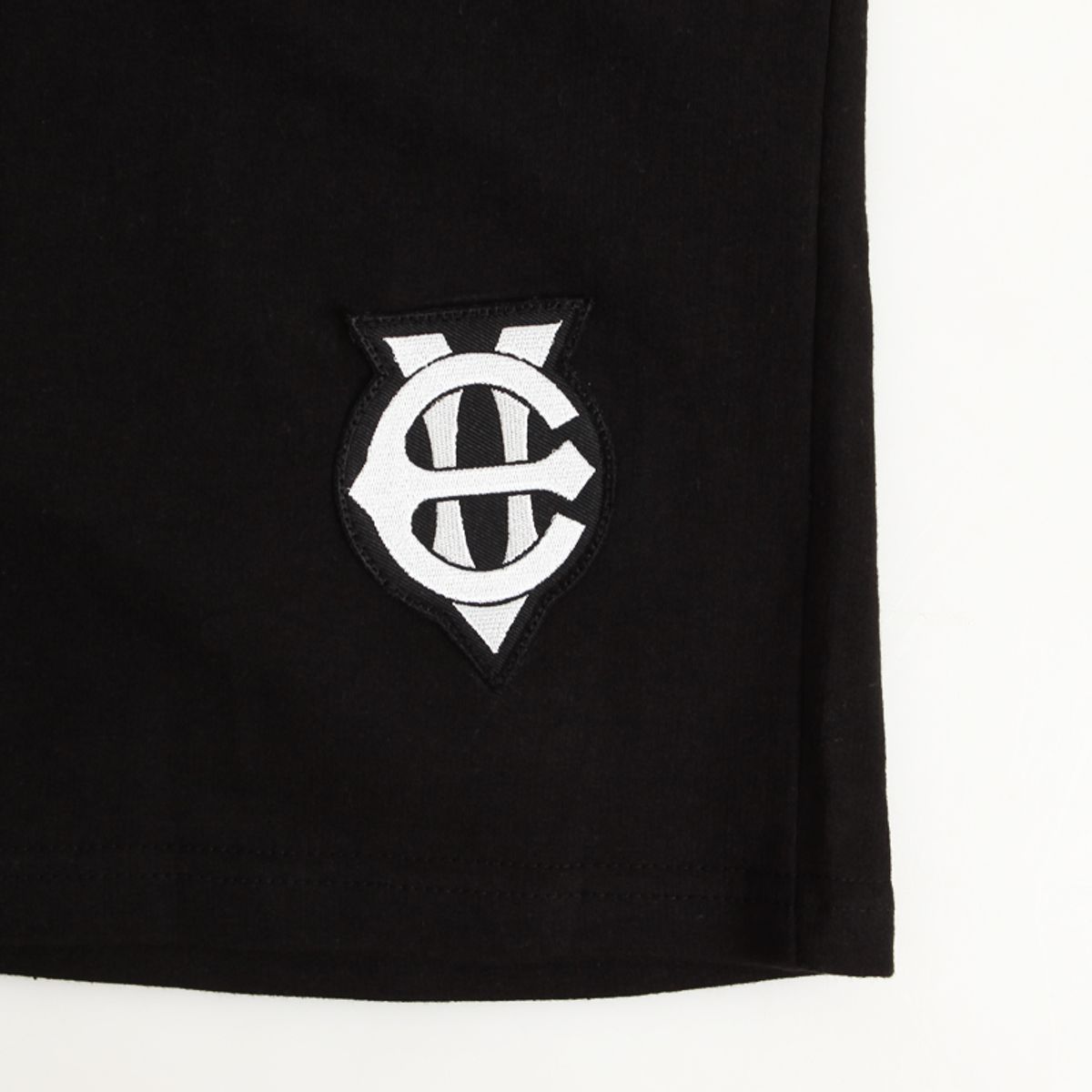 에잇볼륨(EIGHTVOLUME) EV Emblem Half Pants (Black)