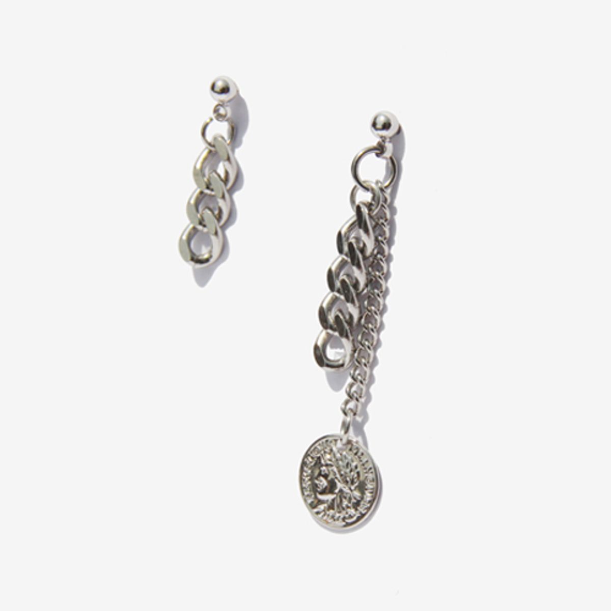 러쉬오프(RUSH OFF) Silver Medal Unbal Earring/실버 메달 언발귀걸이