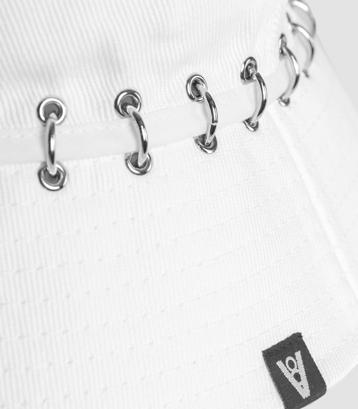 바이브레이트(VIBRATE) PIERCING DIVISION BUCKET HAT (white)