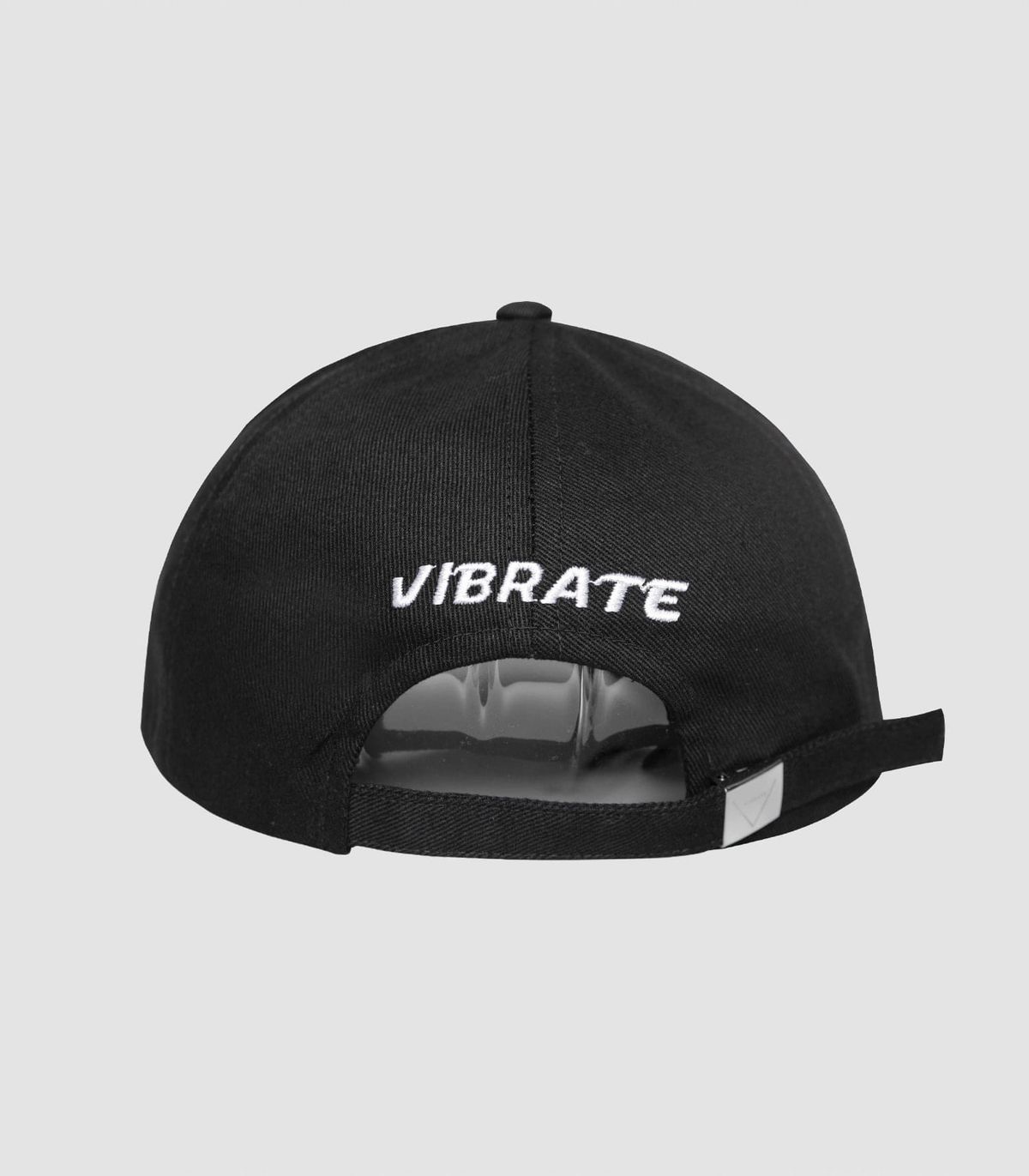 바이브레이트(VIBRATE) VISOR LOGO BALL CAP (WHITE&BLACK)