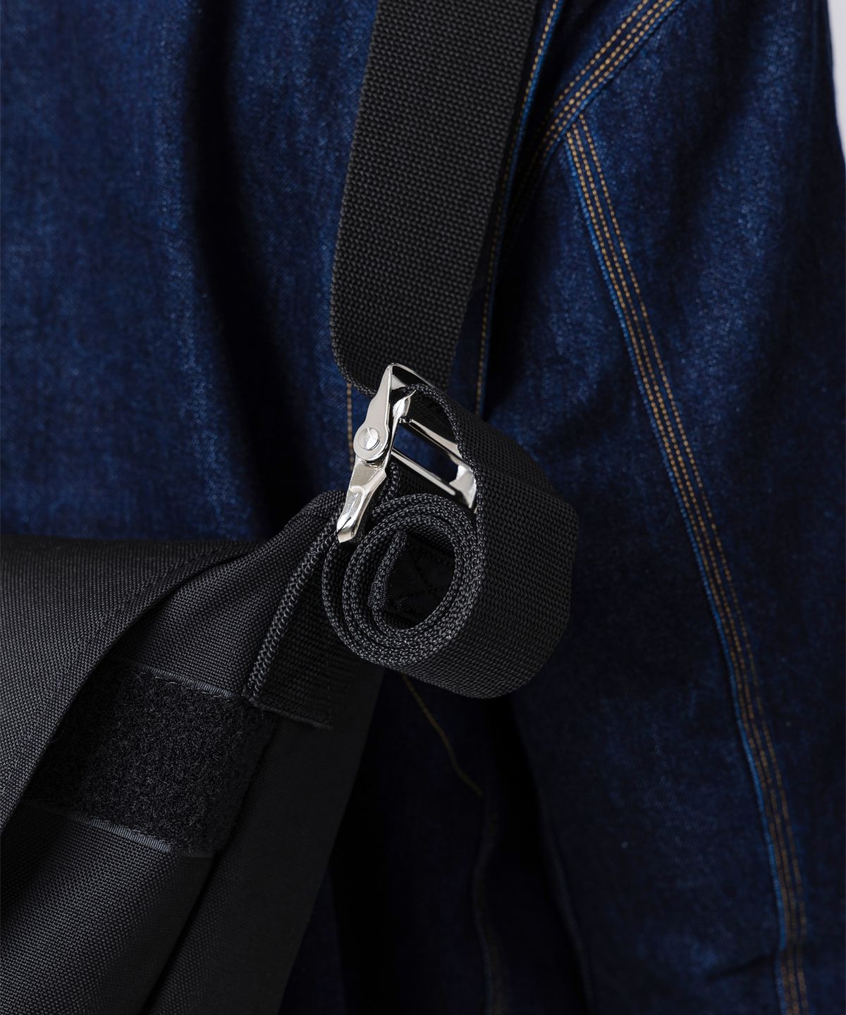 맨하탄 포티지(MANHATTAN PORTAGE) 1607V 빈티지 메신저백 L BLACK