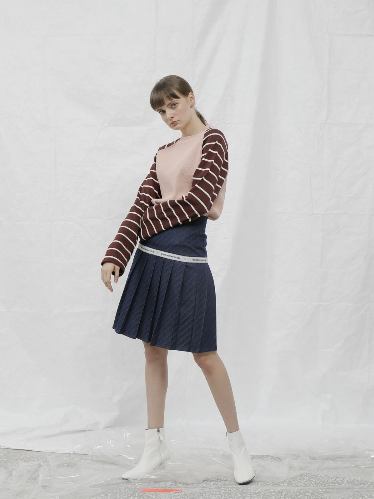 느와(NOIR) Diag Skirt