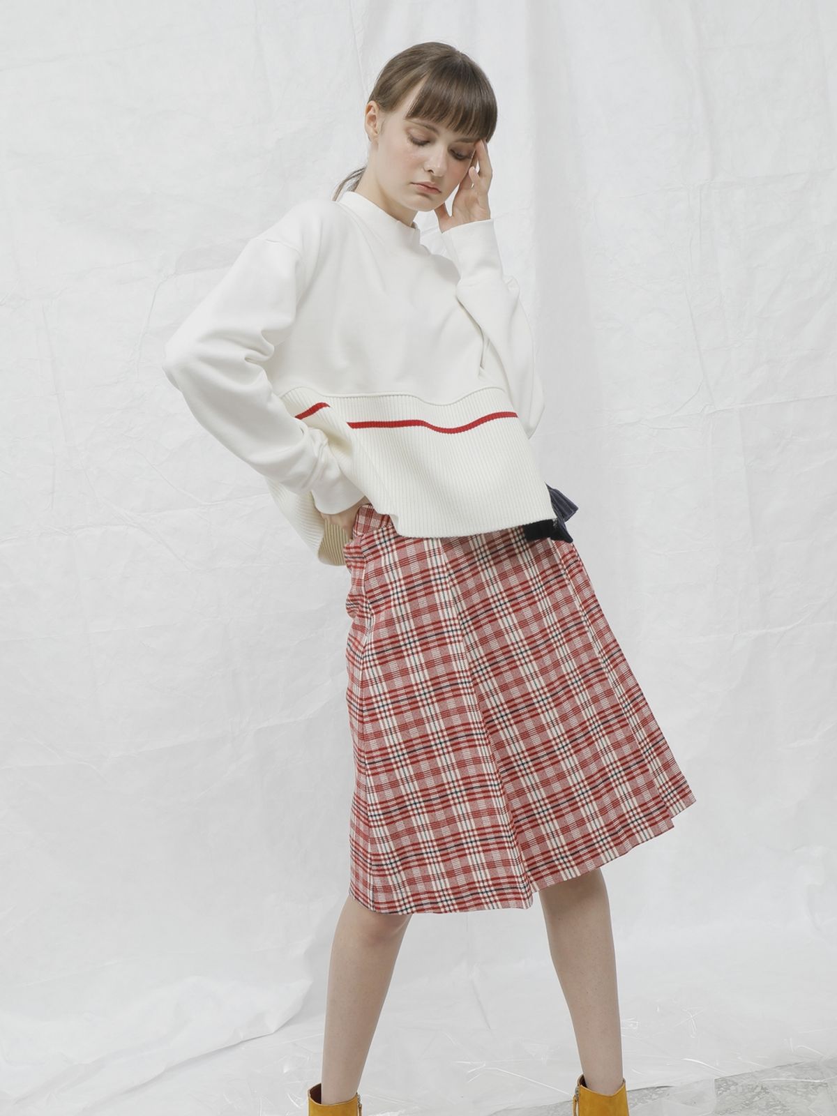 느와(NOIR) Chep Skirt