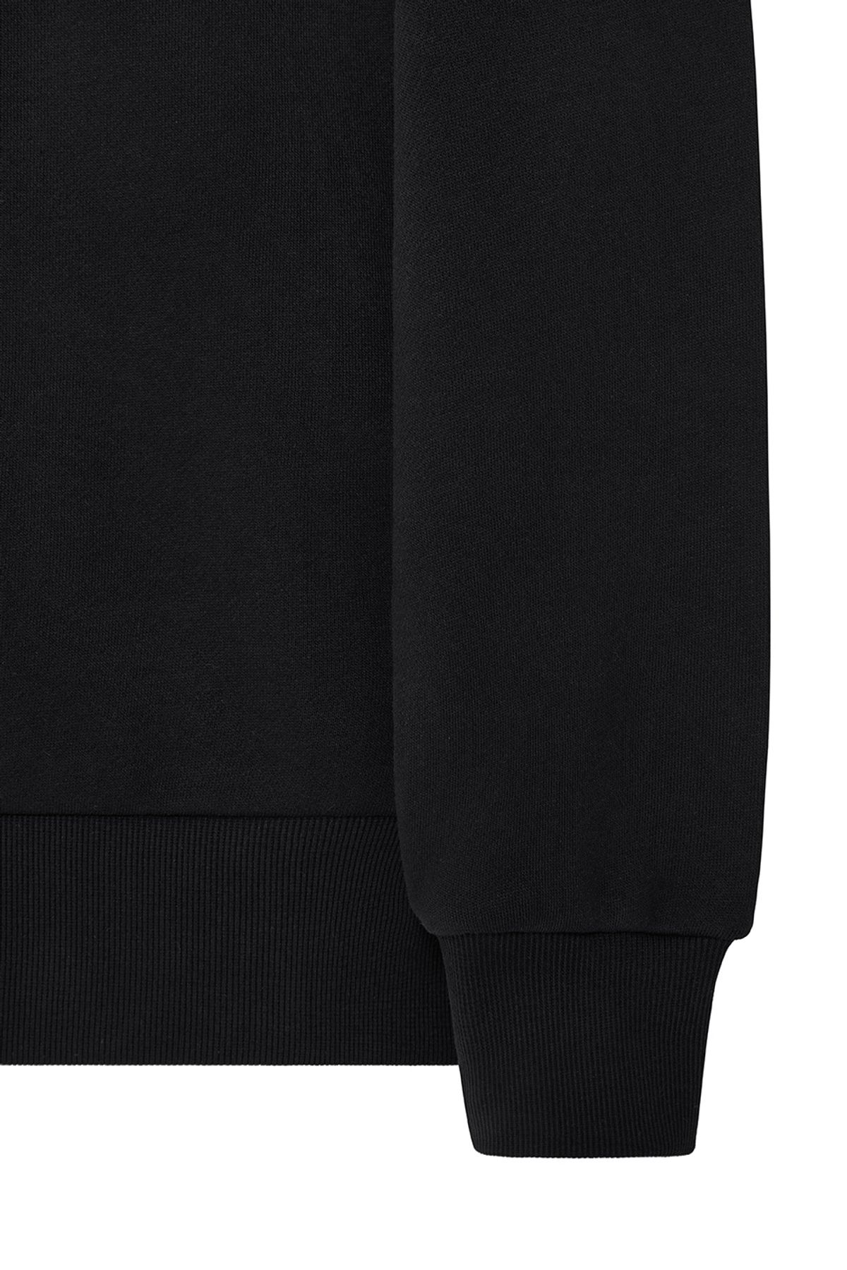 비바스튜디오(VIVASTUDIO) LOCATION CREWNECK [BLACK]