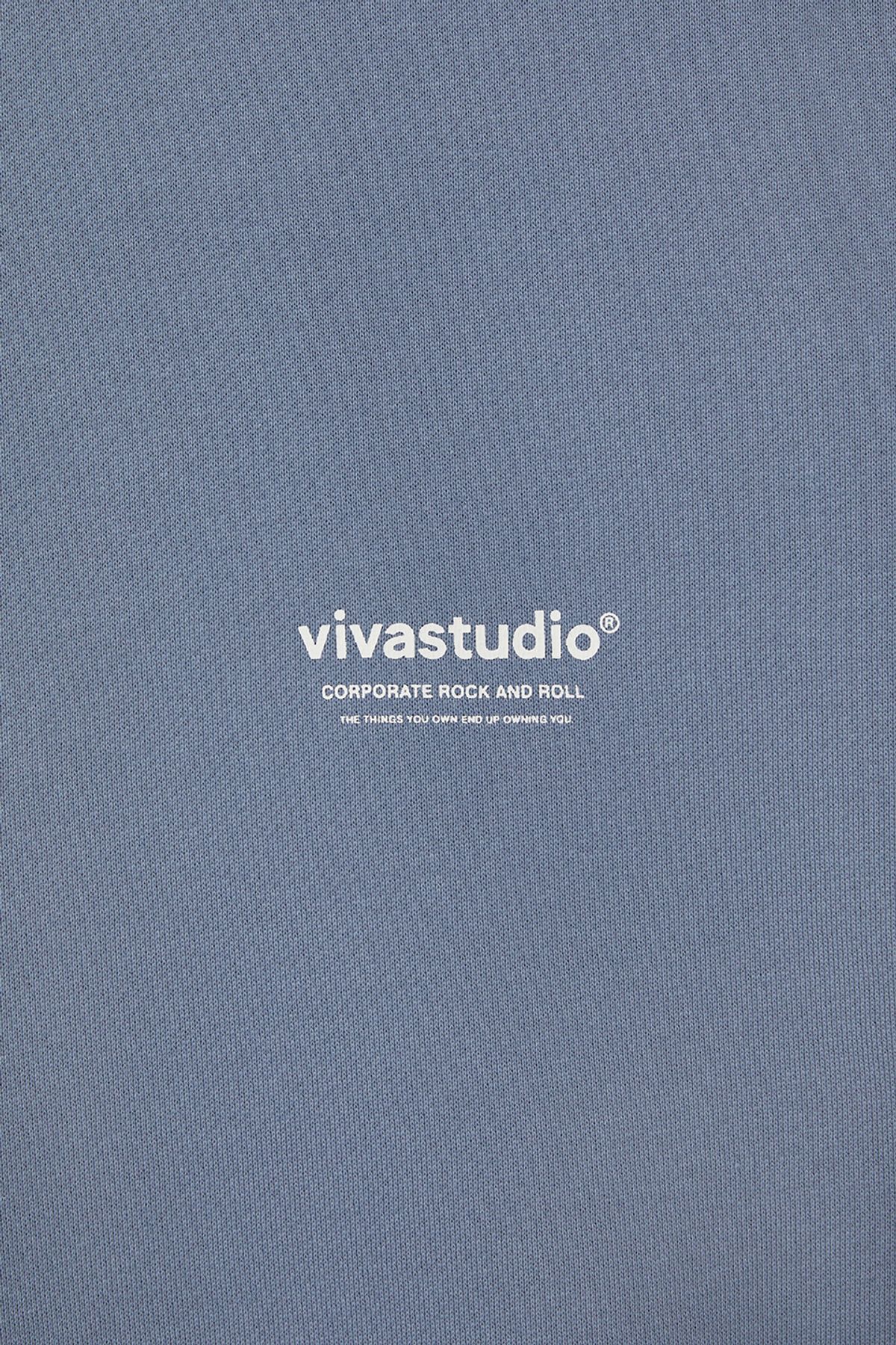 비바스튜디오(VIVASTUDIO) LOCATION CREWNECK [PASTEL BLUE]