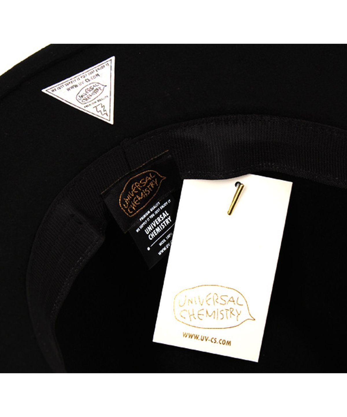 유니버셜 케미스트리(UNIVERSAL CHEMISTRY) Black Metal Line Short Fedora 숏페도라