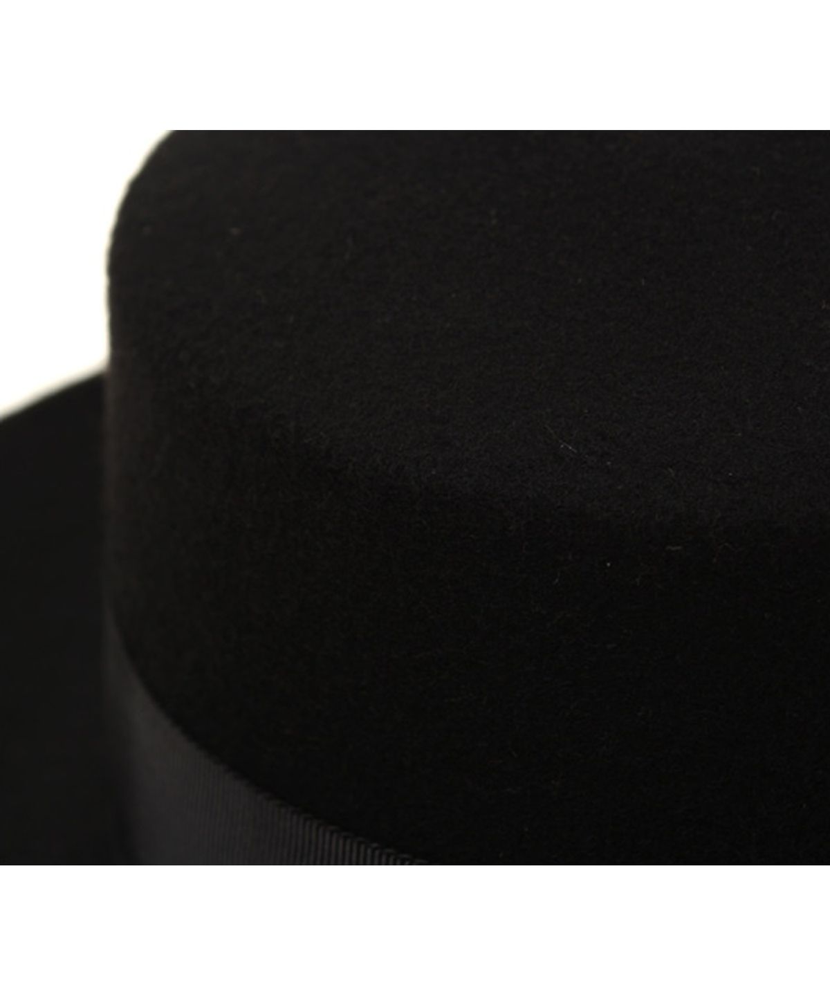유니버셜 케미스트리(UNIVERSAL CHEMISTRY) Flat GD Metal Line Wool BK Fedora 울페도라