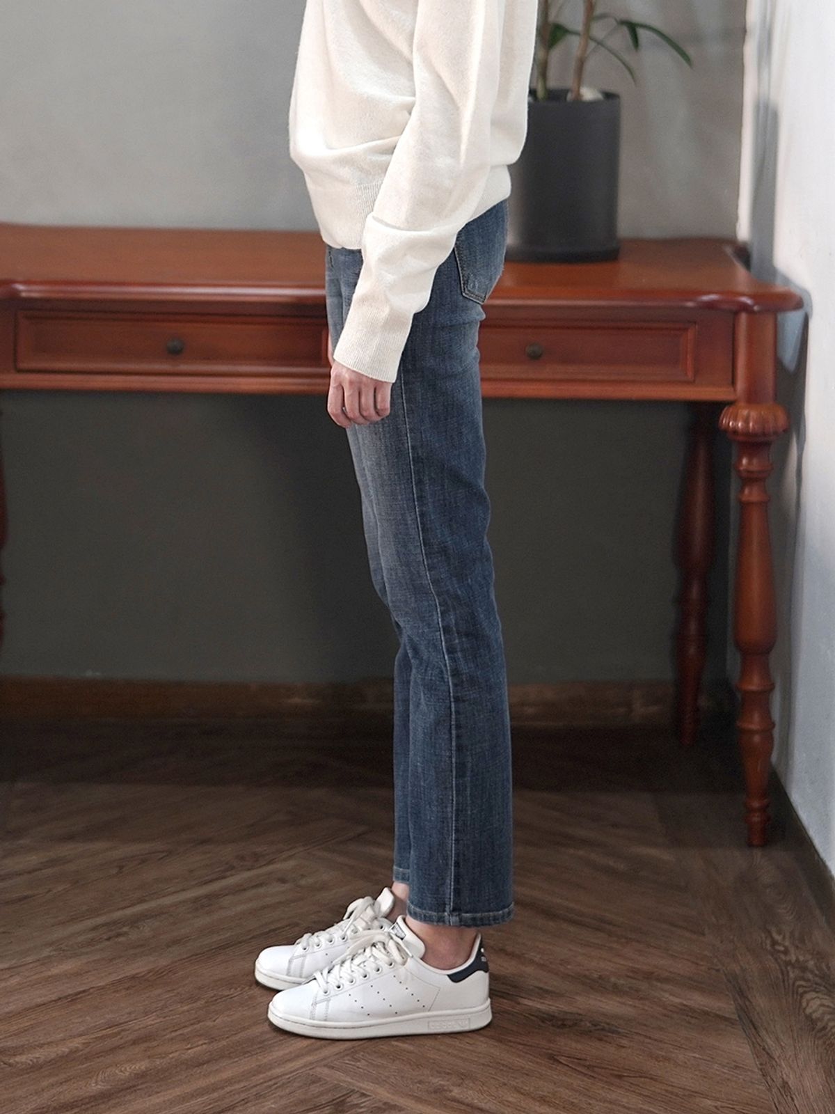 핀블랙(PINBLACK) 스트레이트 워싱데님 블루