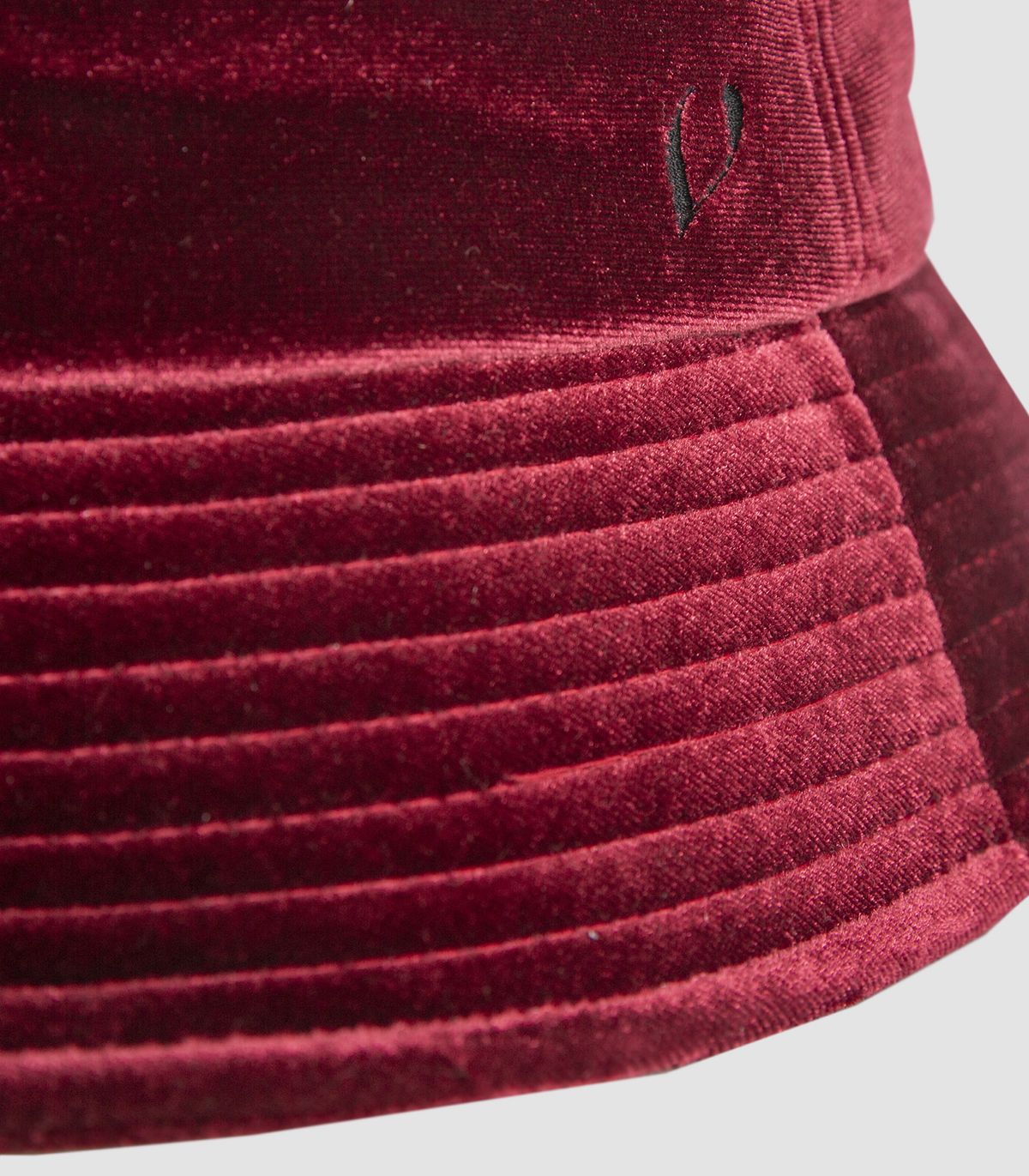 바이브레이트(VIBRATE) VELVET BUCKET HAT (WINE)