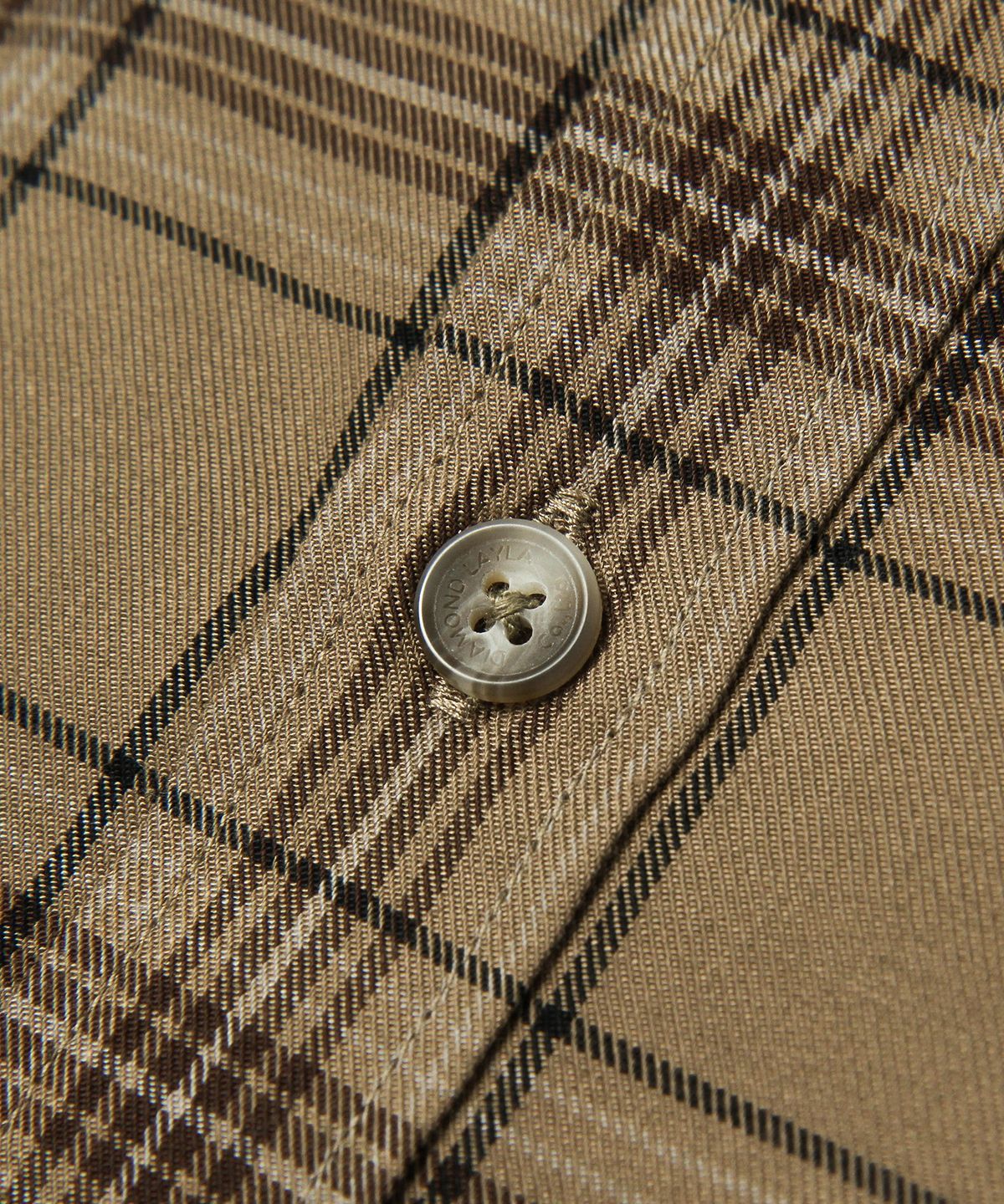 다이아몬드 레이라(DIAMOND LAYLA) Fluff Mood Check shirt S24 Brown