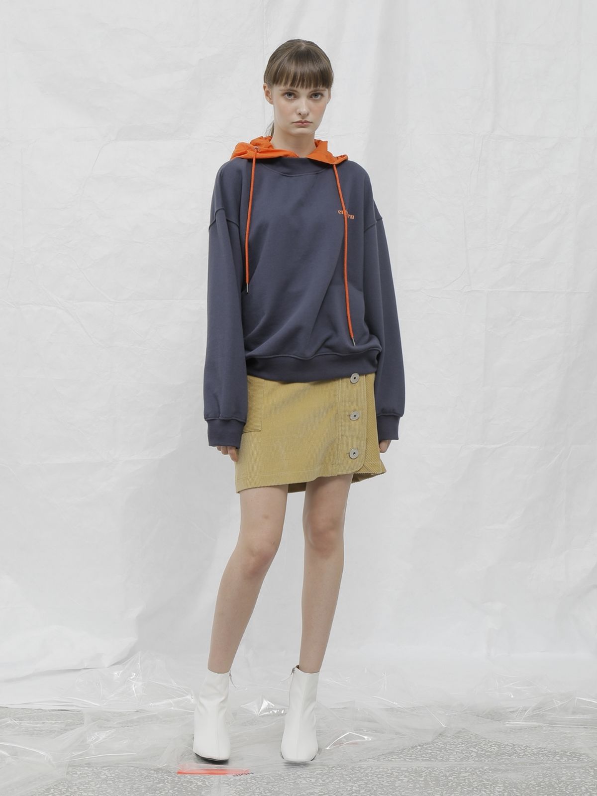 느와(NOIR) Eme Sweatshirts