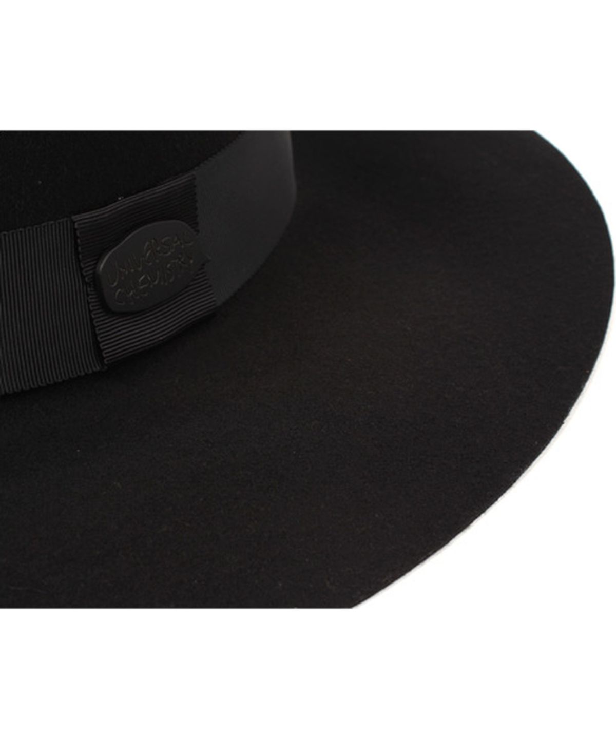 유니버셜 케미스트리(UNIVERSAL CHEMISTRY) BK Metal Line Wool Long BK Fedora 울페도라