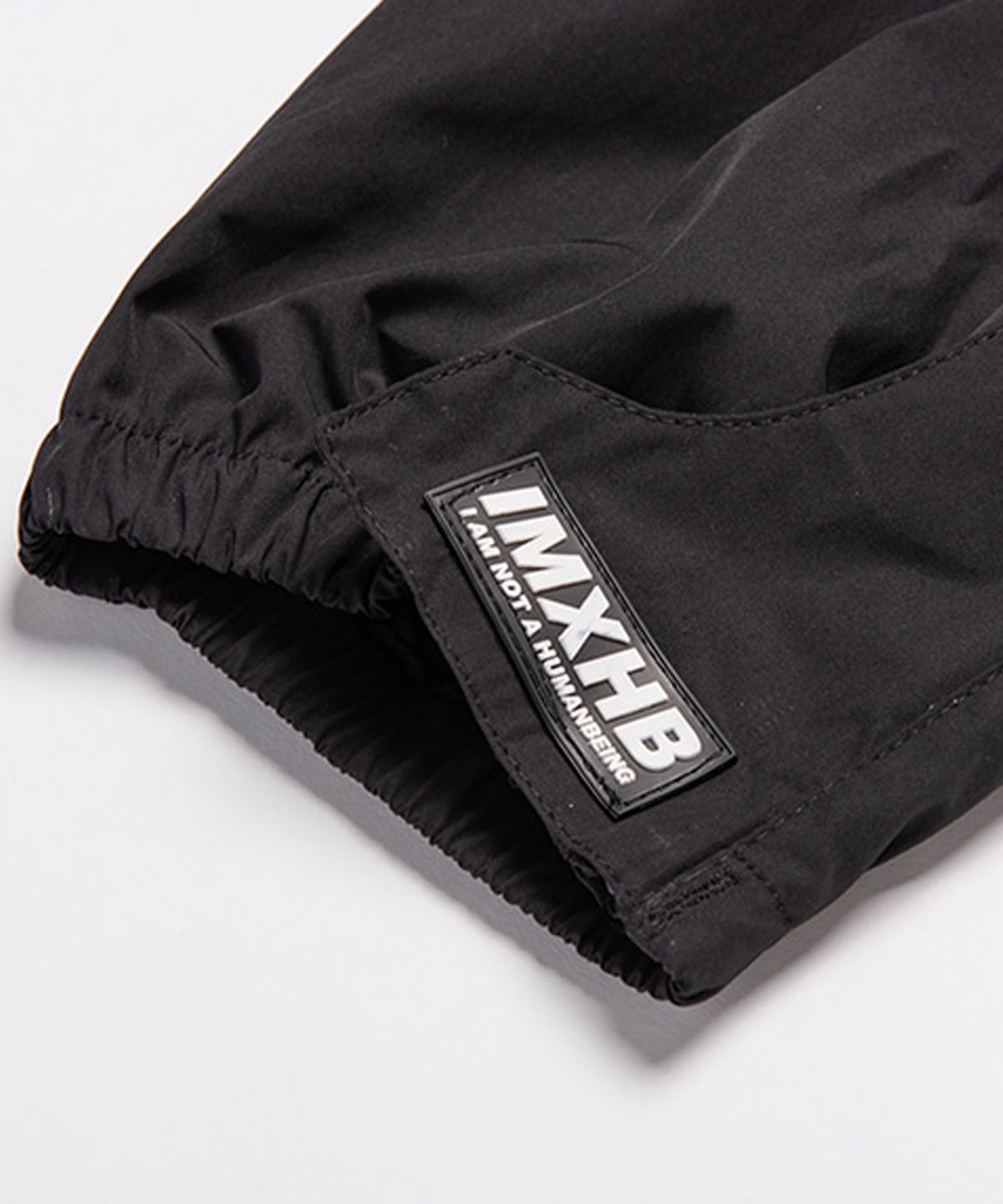 아임낫어휴먼비잉(I AM NOT A HUMAN BEING) IMXHB TRACK PANTS - BLACK