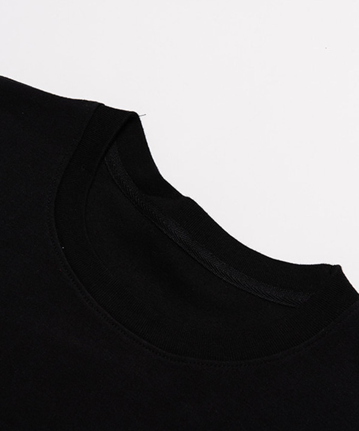 아임낫어휴먼비잉(I AM NOT A HUMAN BEING) REBIRTH LONG SLEEVE T SHIRTS ( STUD Ver.) - BLACK