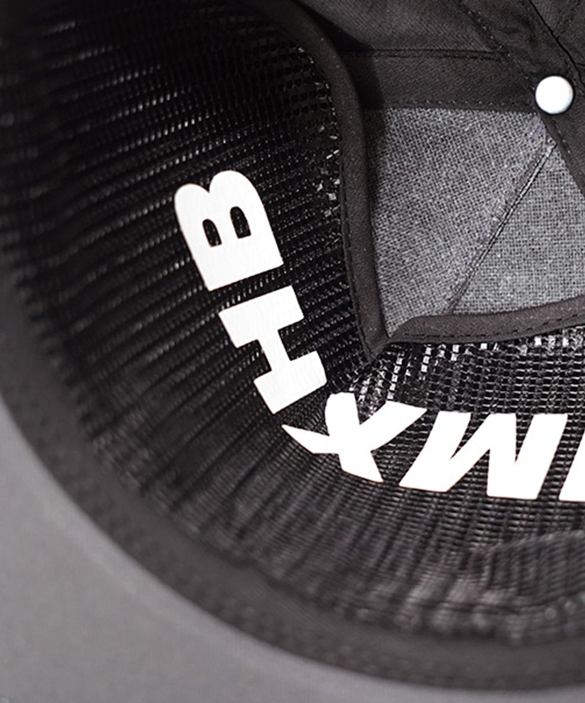 아임낫어휴먼비잉(I AM NOT A HUMAN BEING) 5 PANEL SNAP BACK - DARK GREY