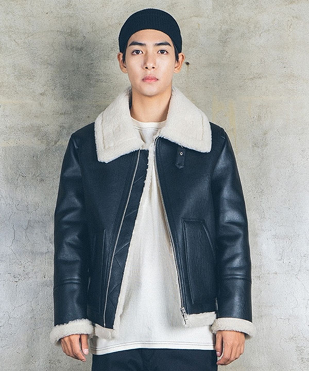 로케이트(LOCATE) silian mouton bomber jacket
