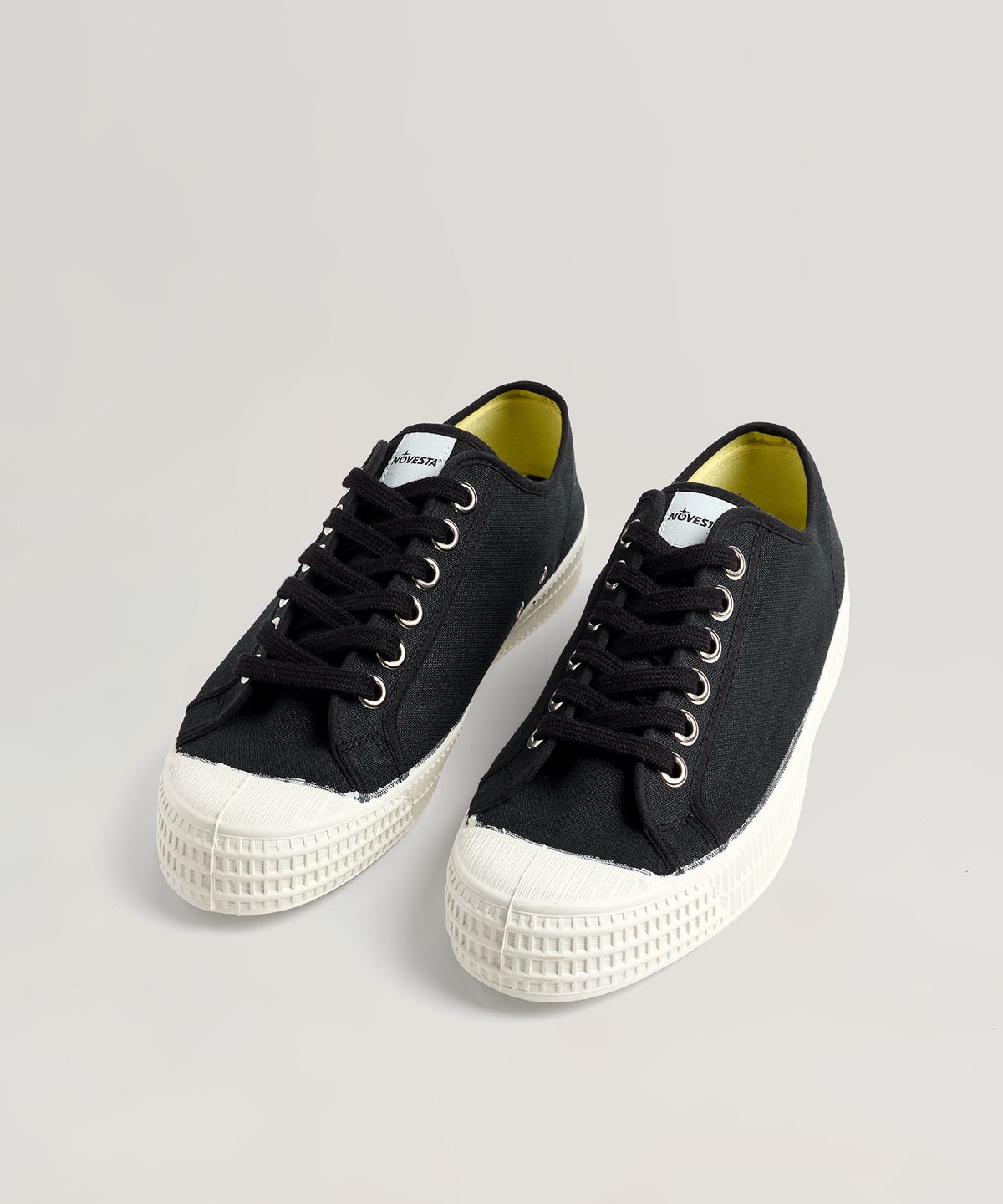 노베스타(NOVESTA) 스타마스터 Black
