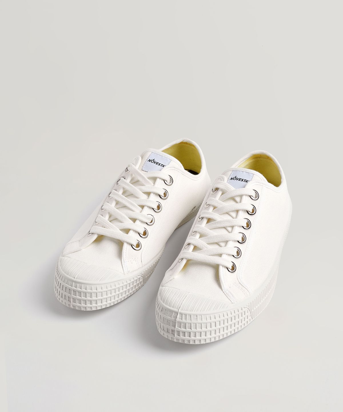노베스타(NOVESTA) 스타마스터 White