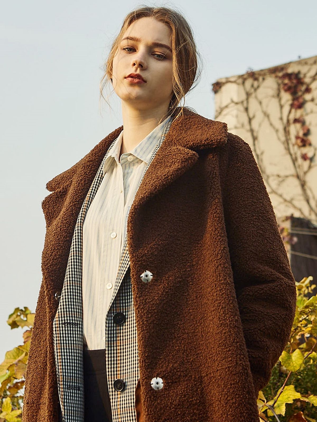 핀블랙(PINBLACK) 리버시블 무스탕 롱코트 브라운