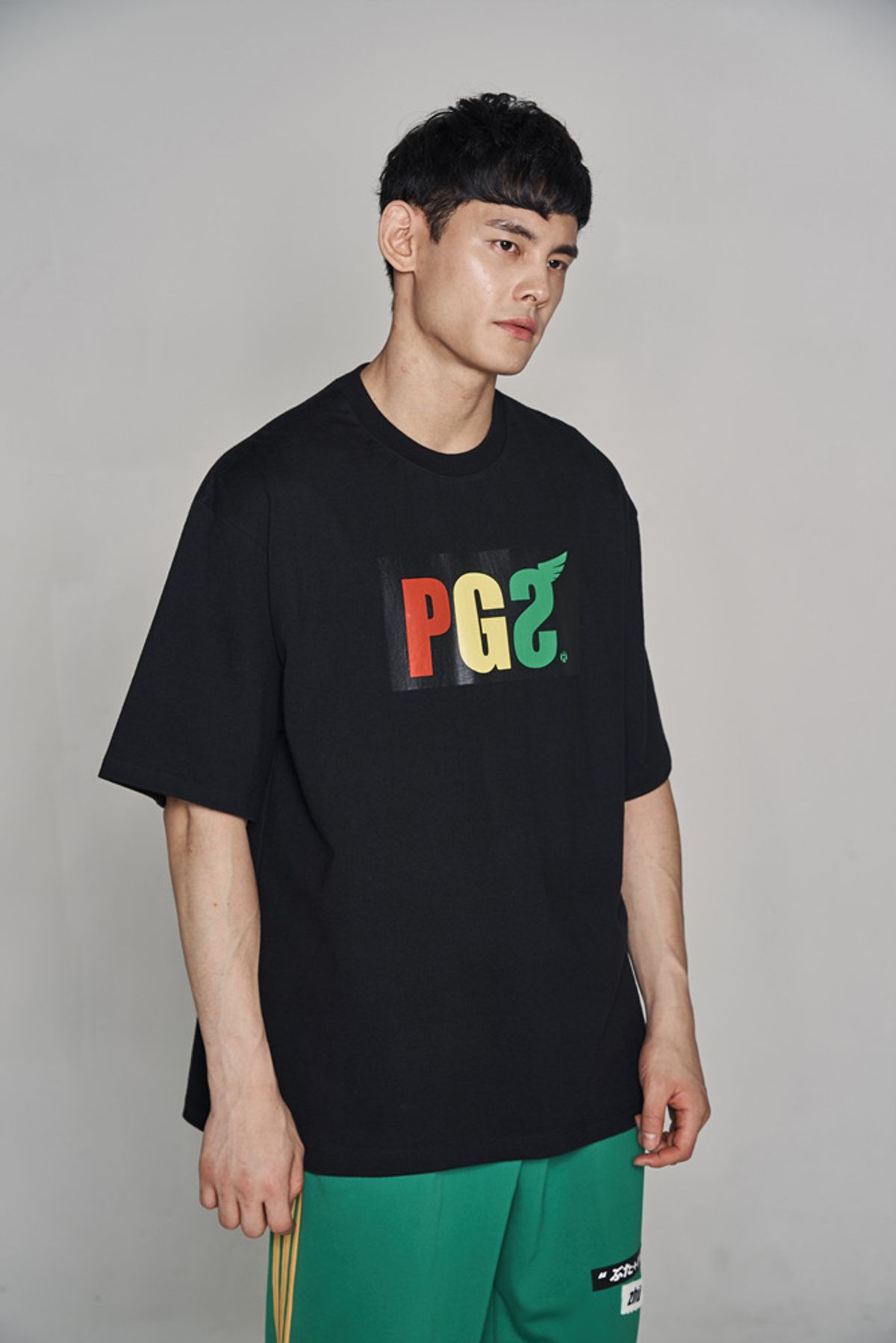 피글스(PIGLES) 베이직 박스로고 티셔츠(블랙)