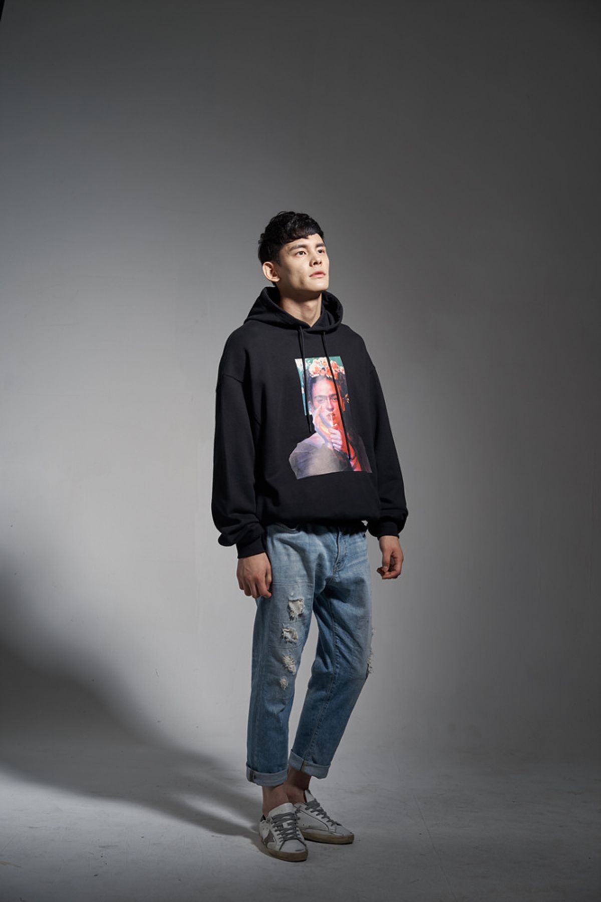 피글스(PIGLES) 프리다 칼로 모티브 후드티(2 color)