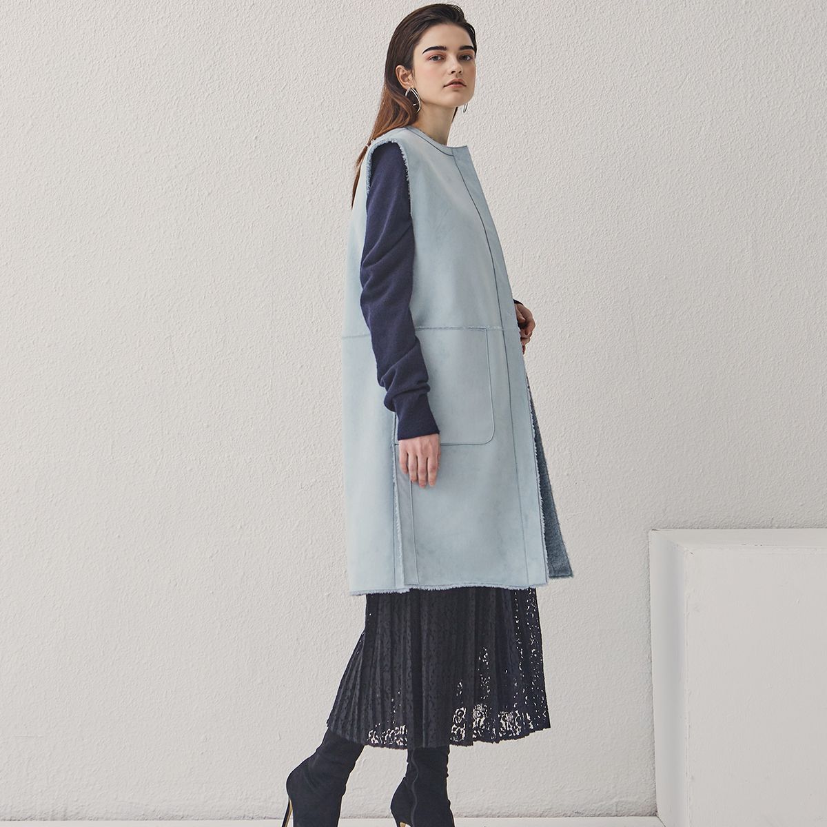 핀블랙(PINBLACK) ROUND REVER MUSTANG LONG VEST MINT