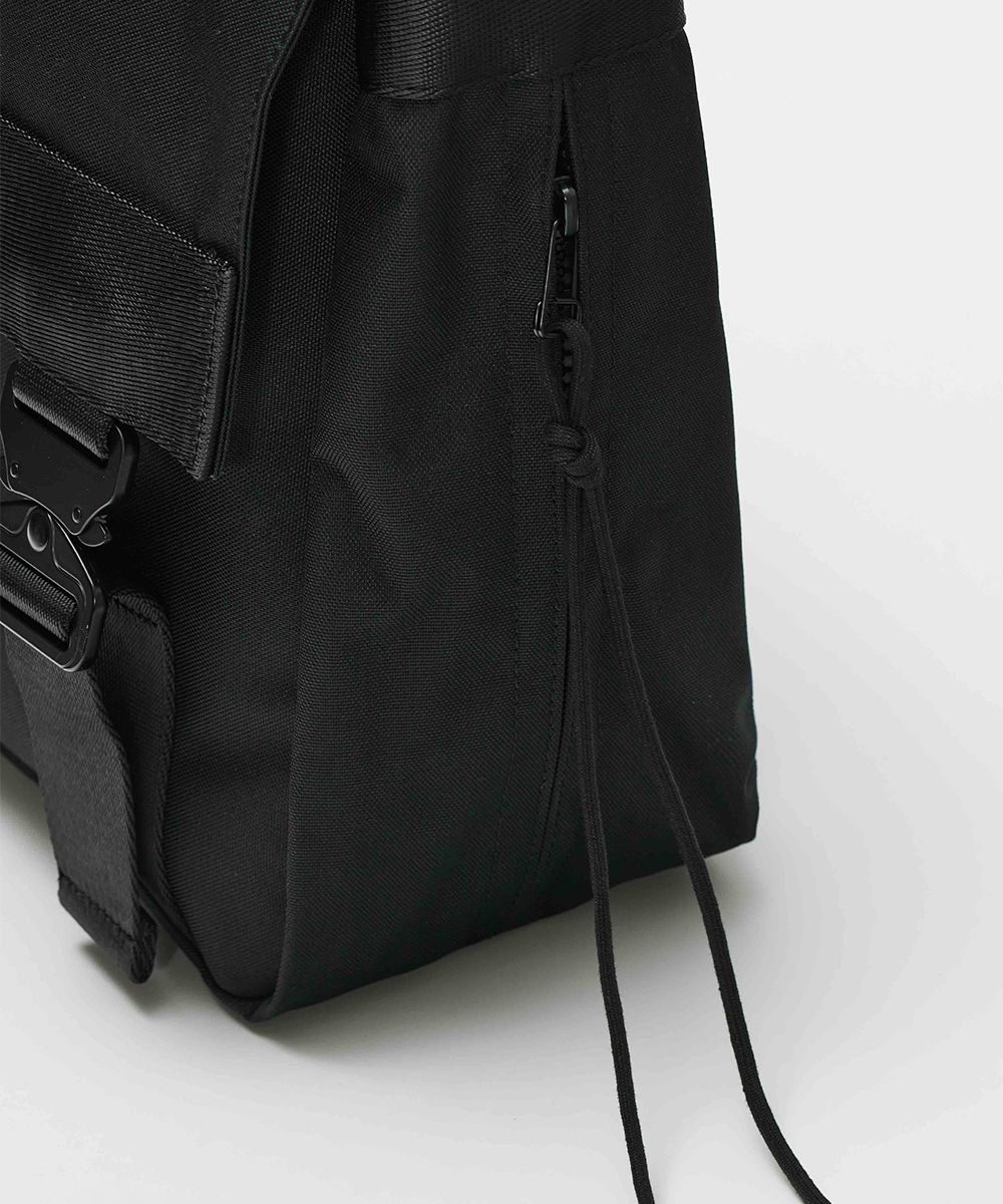 【MAISON MINED】21FW★ TWO BUCKLE MESSENGER BAG MUSINSA | MAISON MINED TWO BUCKLE MESSENGER BAG