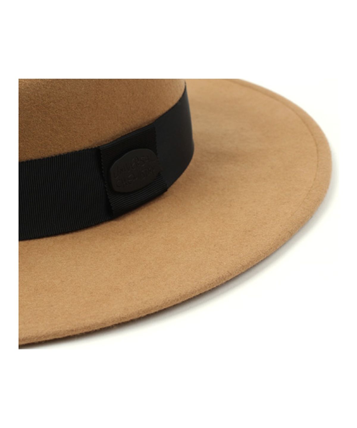 유니버셜 케미스트리(UNIVERSAL CHEMISTRY) Line Beige Wool Y Fedora 울페도라