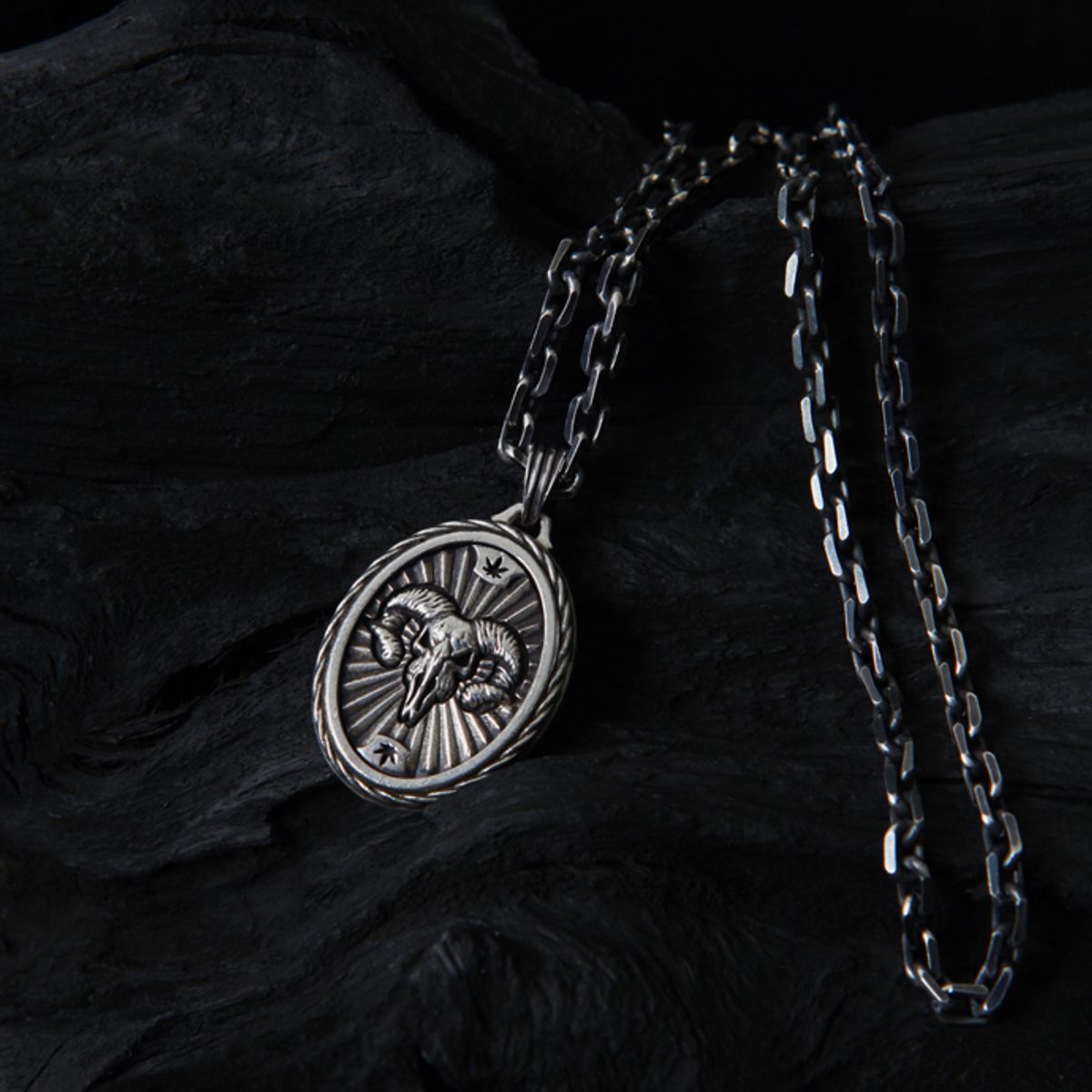 스팅925(STING925) Ram Skull Pendant