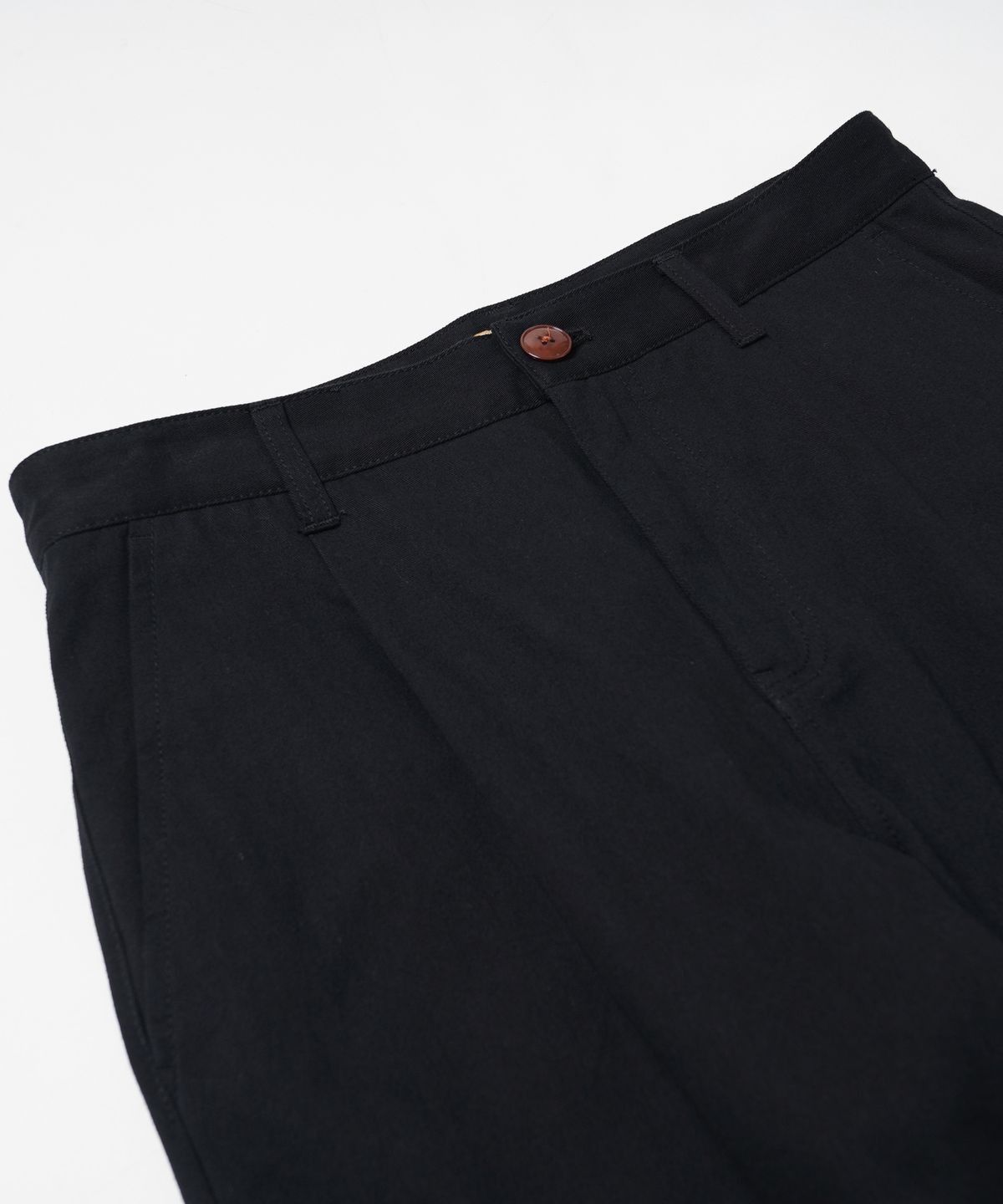 프리즘웍스(FRIZMWORKS) OG HAWORTH ONE TUCK PANTS _ BLACK