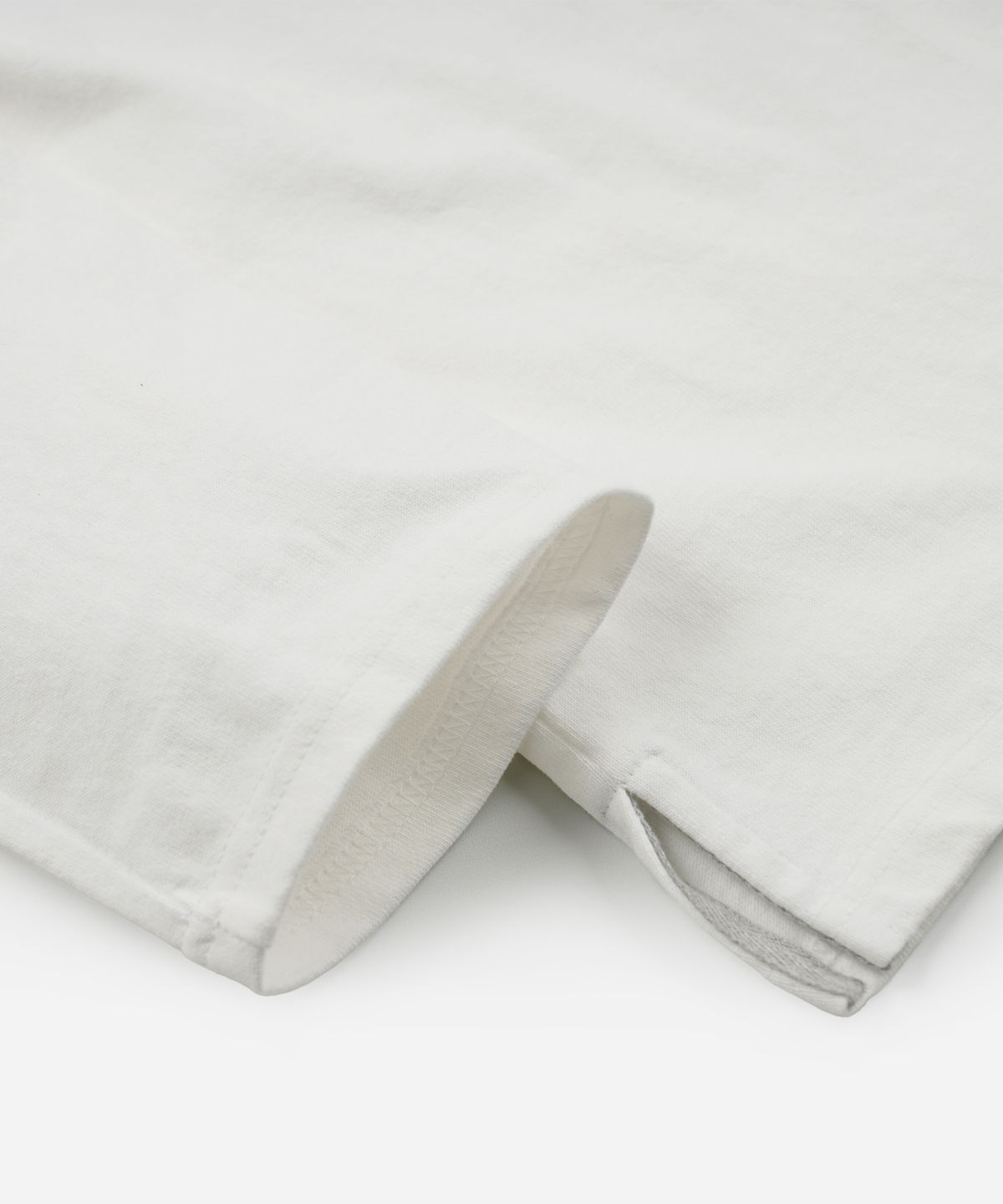 프리즘웍스(FRIZMWORKS) 10S SOLID HENLEY NECK TEE _ WHITE