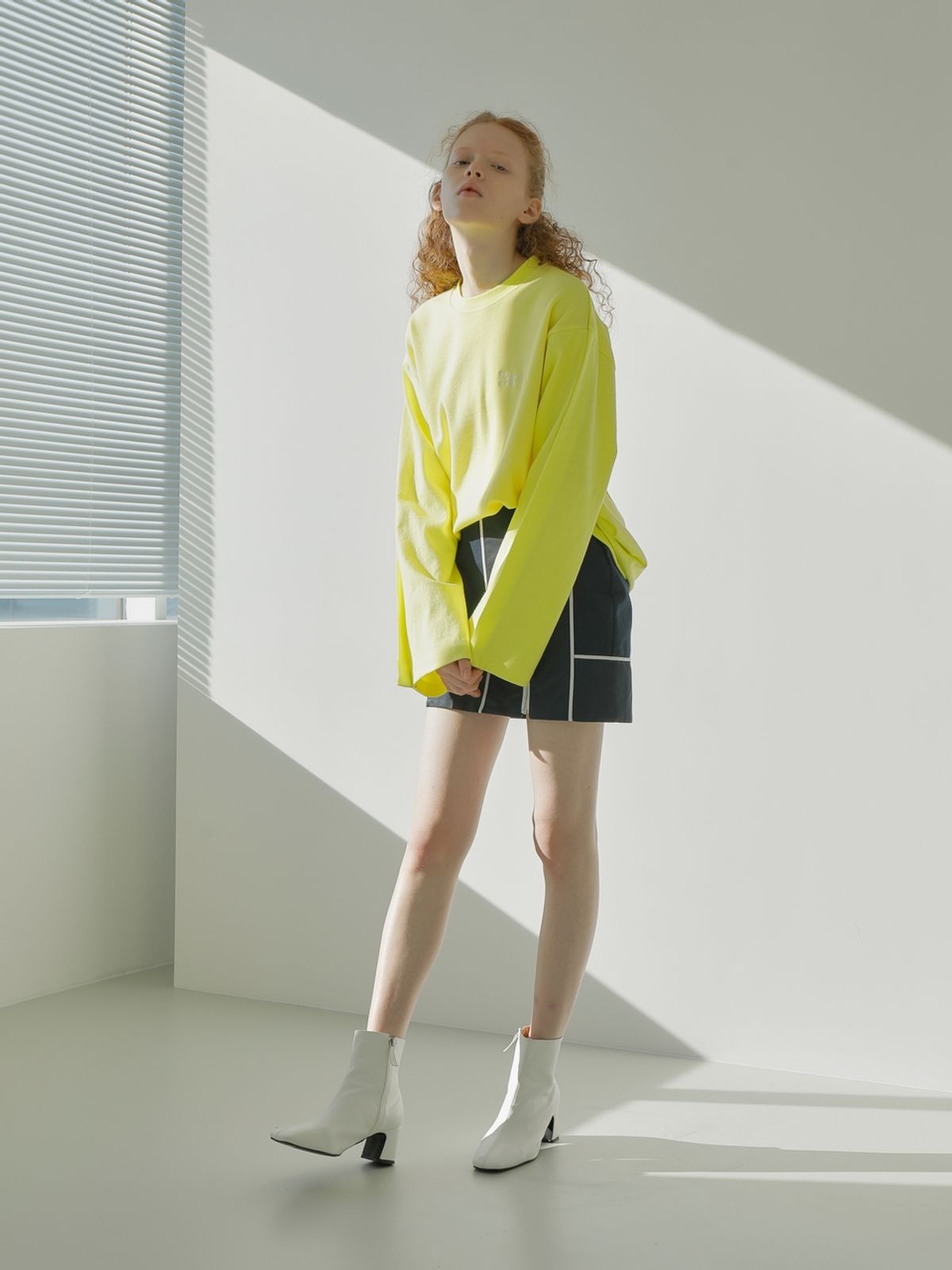 느와(NOIR) In Skirt