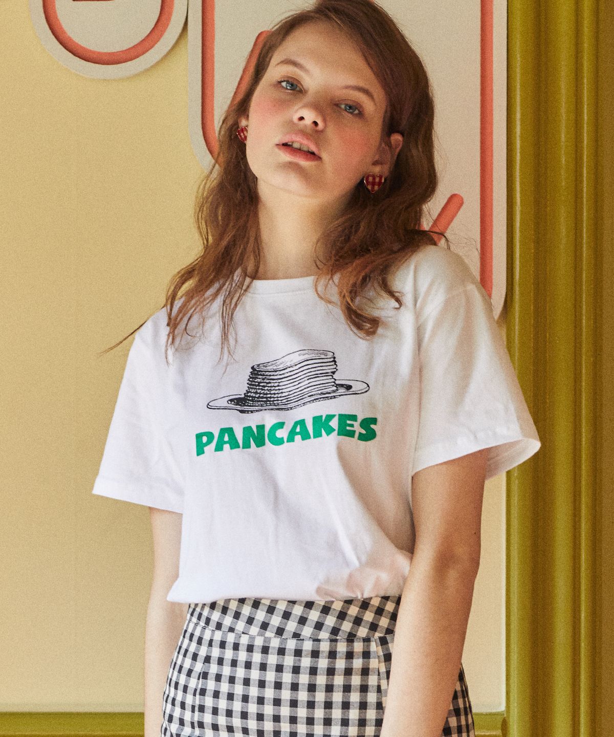 러브이즈트루(LUVISTRUE) DE PANCAKE TEE(WHITE)