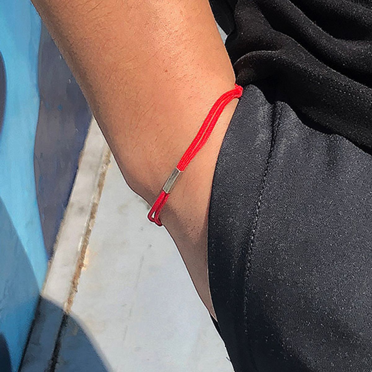 러쉬오프(RUSH OFF) Unisex Red & Black Casual Knot Bracelet 2 Set / 레드&블랙 캐주얼 매듭 팔찌 2세트