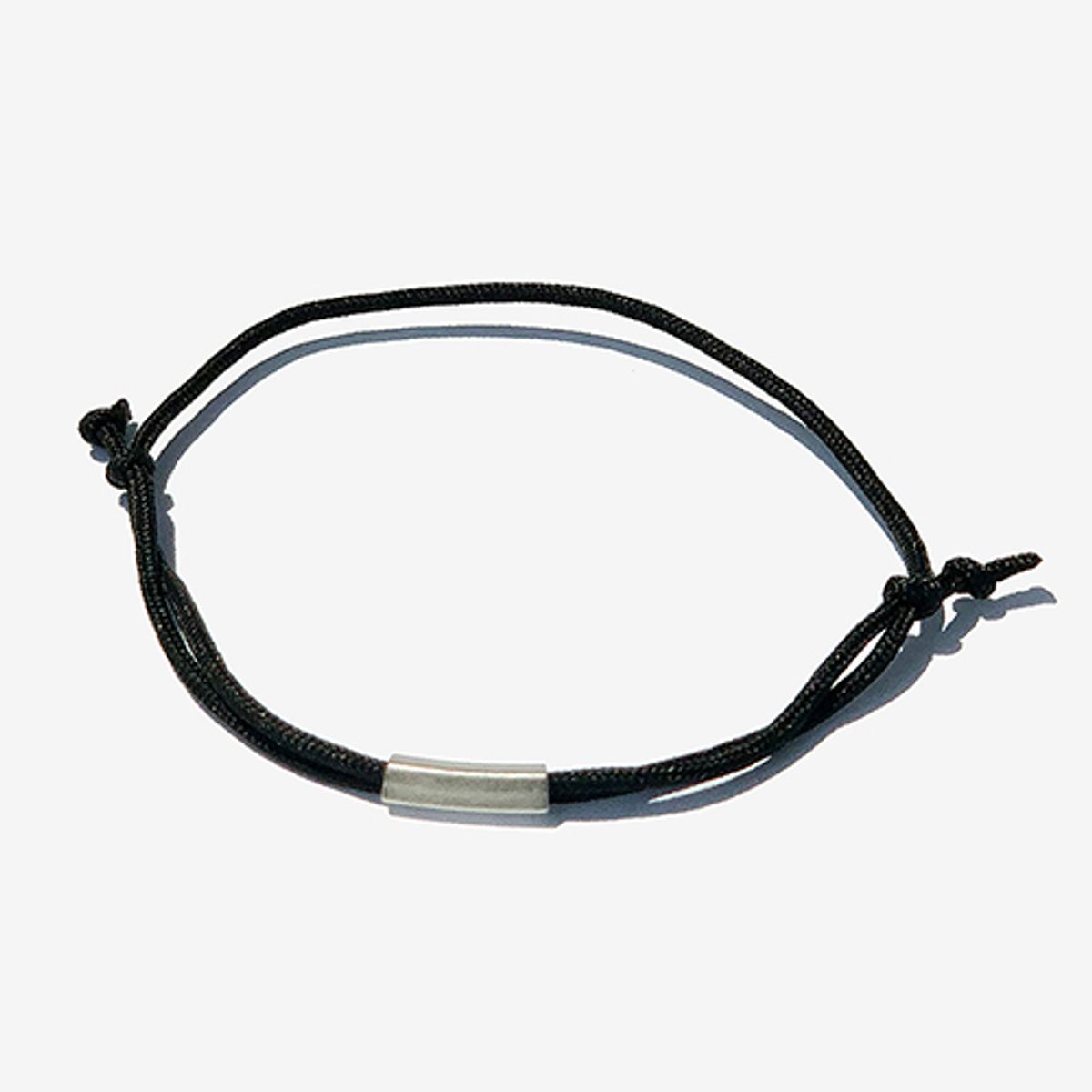 러쉬오프(RUSH OFF) Unisex Red & Black Casual Knot Bracelet 2 Set / 레드&블랙 캐주얼 매듭 팔찌 2세트