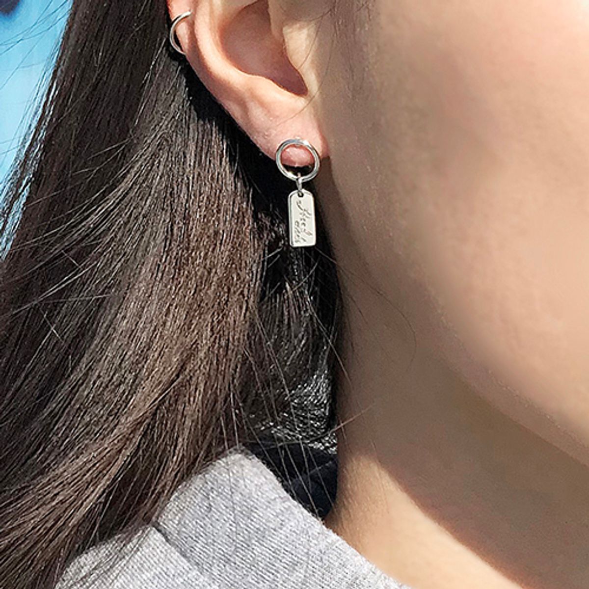 러쉬오프(RUSH OFF) Hayday Earring / 헤이데이 언발란스 귀걸이 (써지컬스틸 침)