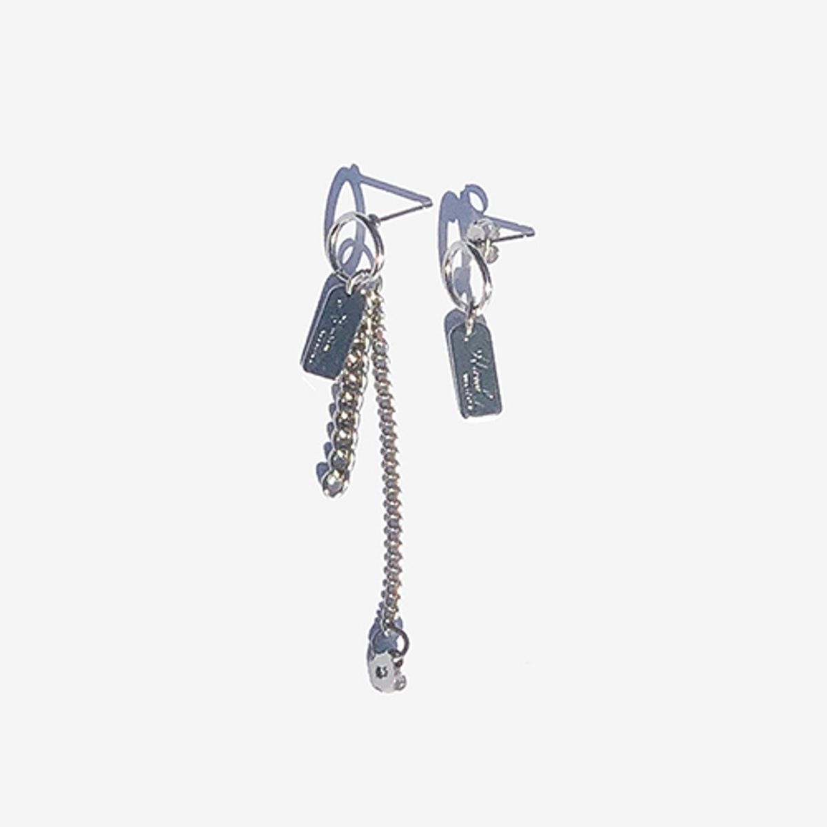 러쉬오프(RUSH OFF) Hayday Earring / 헤이데이 언발란스 귀걸이 (써지컬스틸 침)