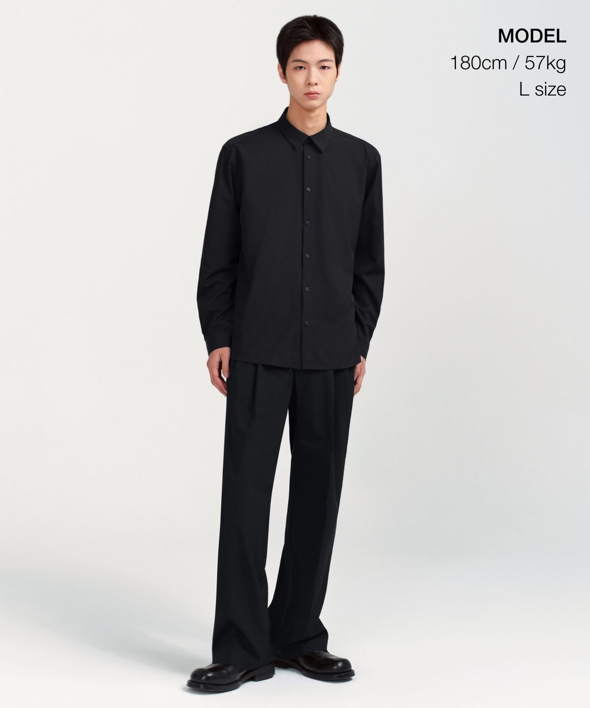 무신사 스탠다드(MUSINSA STANDARD) 릴렉스 핏 실키 셔츠 [블랙]
