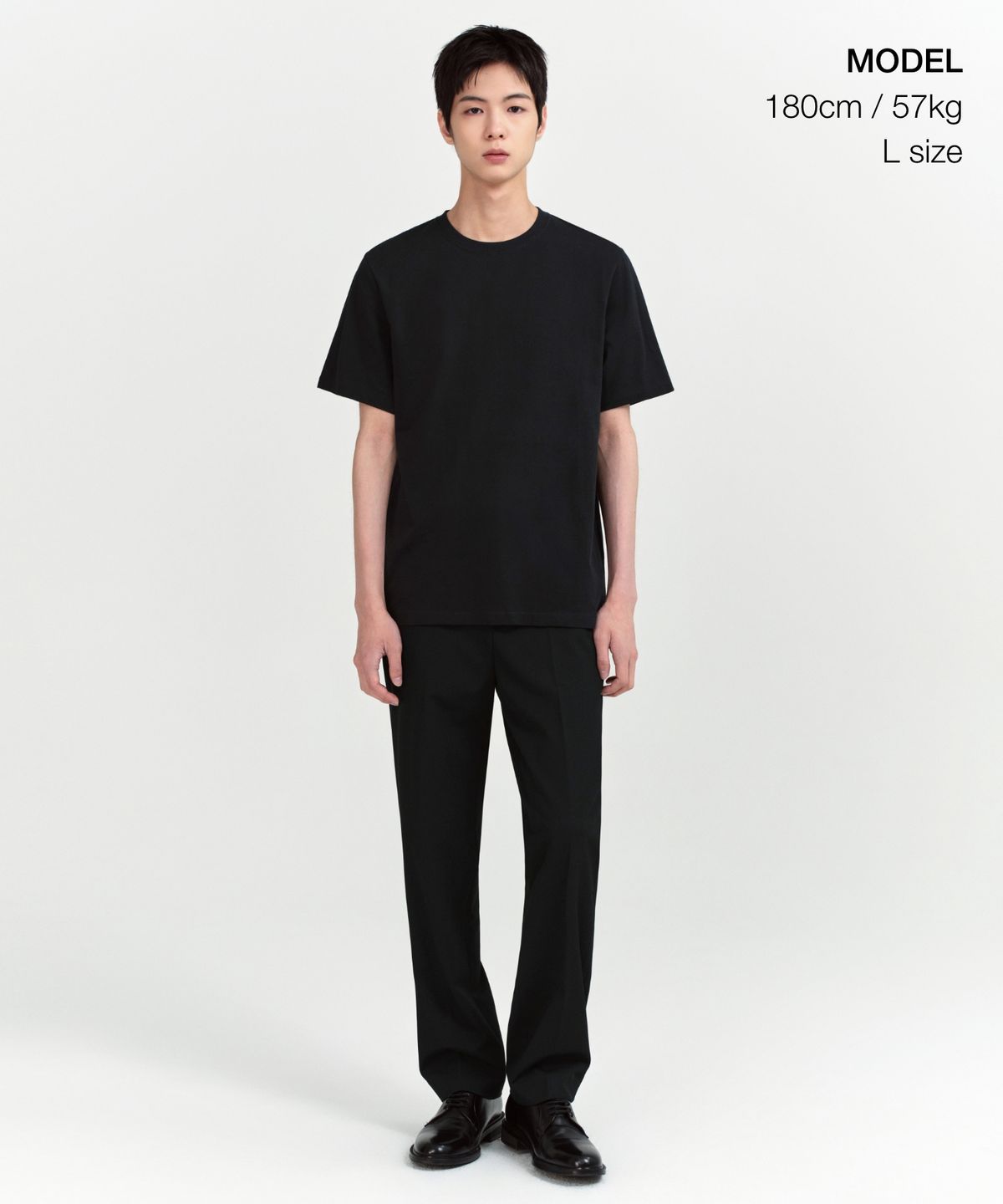 무신사 스탠다드(MUSINSA STANDARD) 베이식 크루 넥 티셔츠 [블랙]