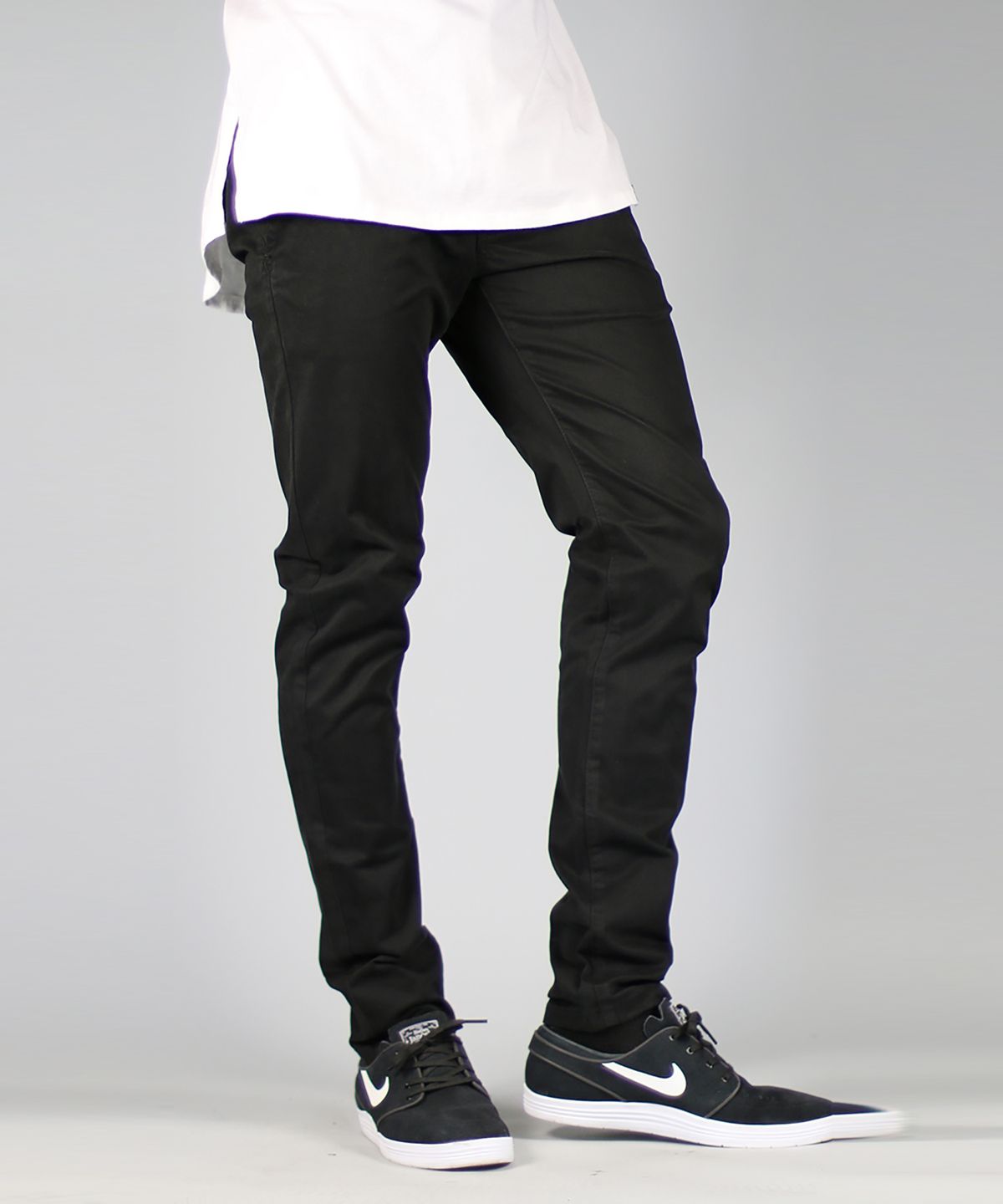 하이퍼 데님(HYPER DENIM) 블랙 스케이터 치노 팬츠