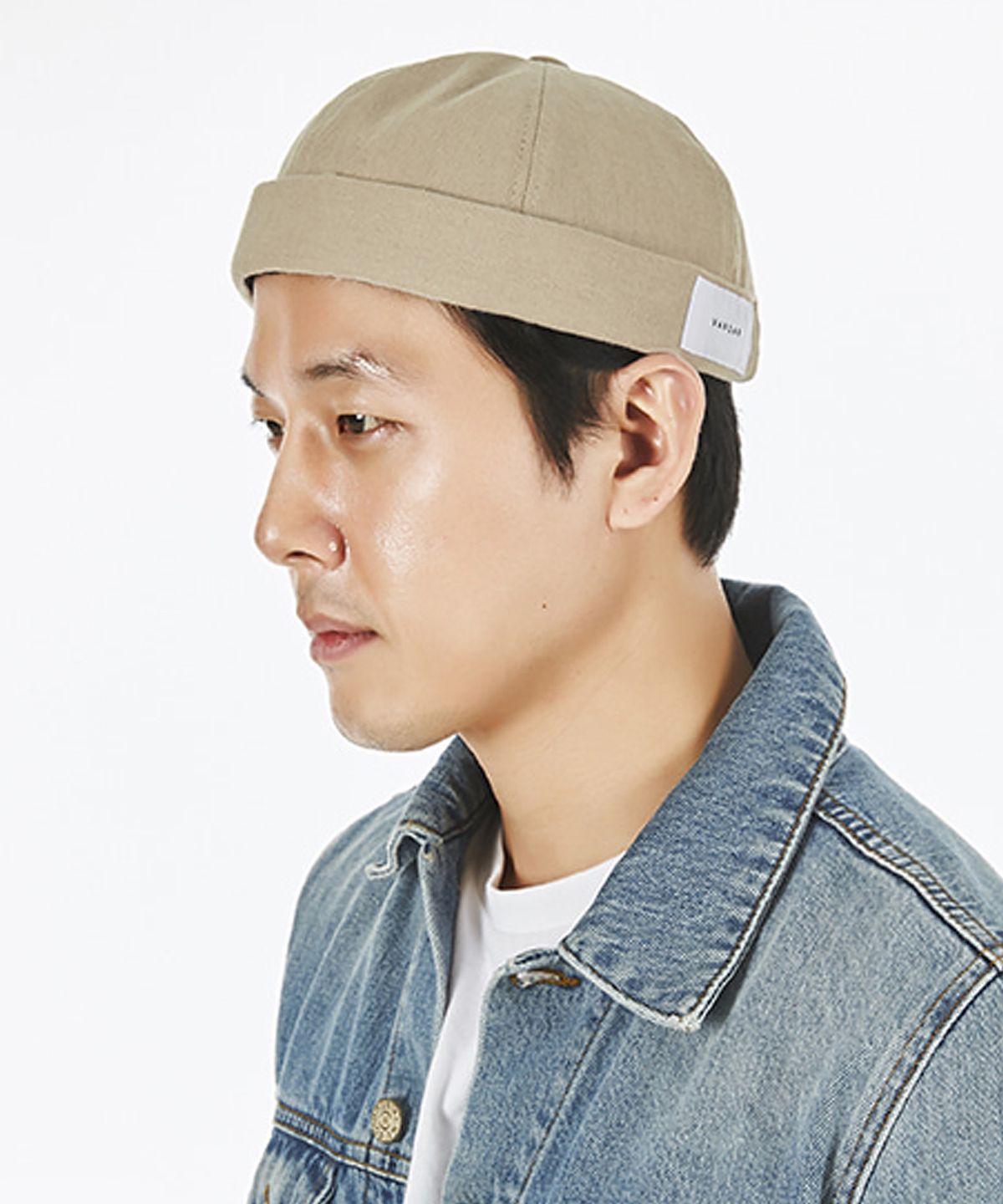 바잘(VARZAR) 헤링본 라벨 와치캡 베이지