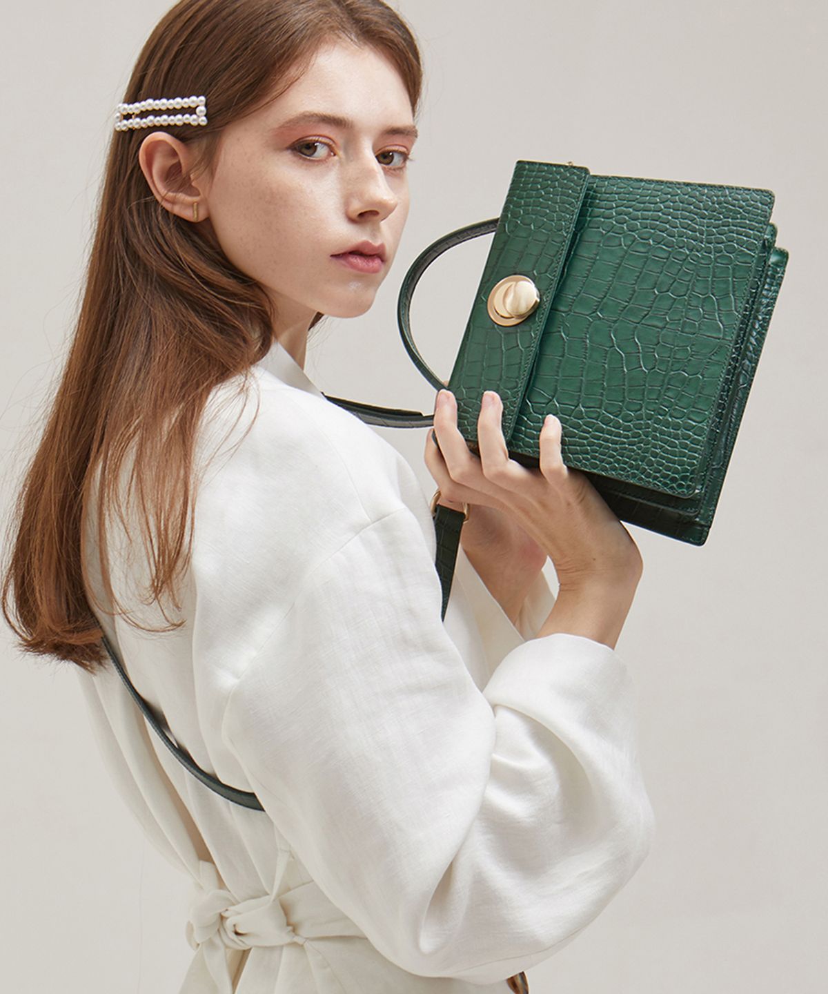 앤오즈(ANODDS) LAZEL MINI CROC shoulder bag 2 color