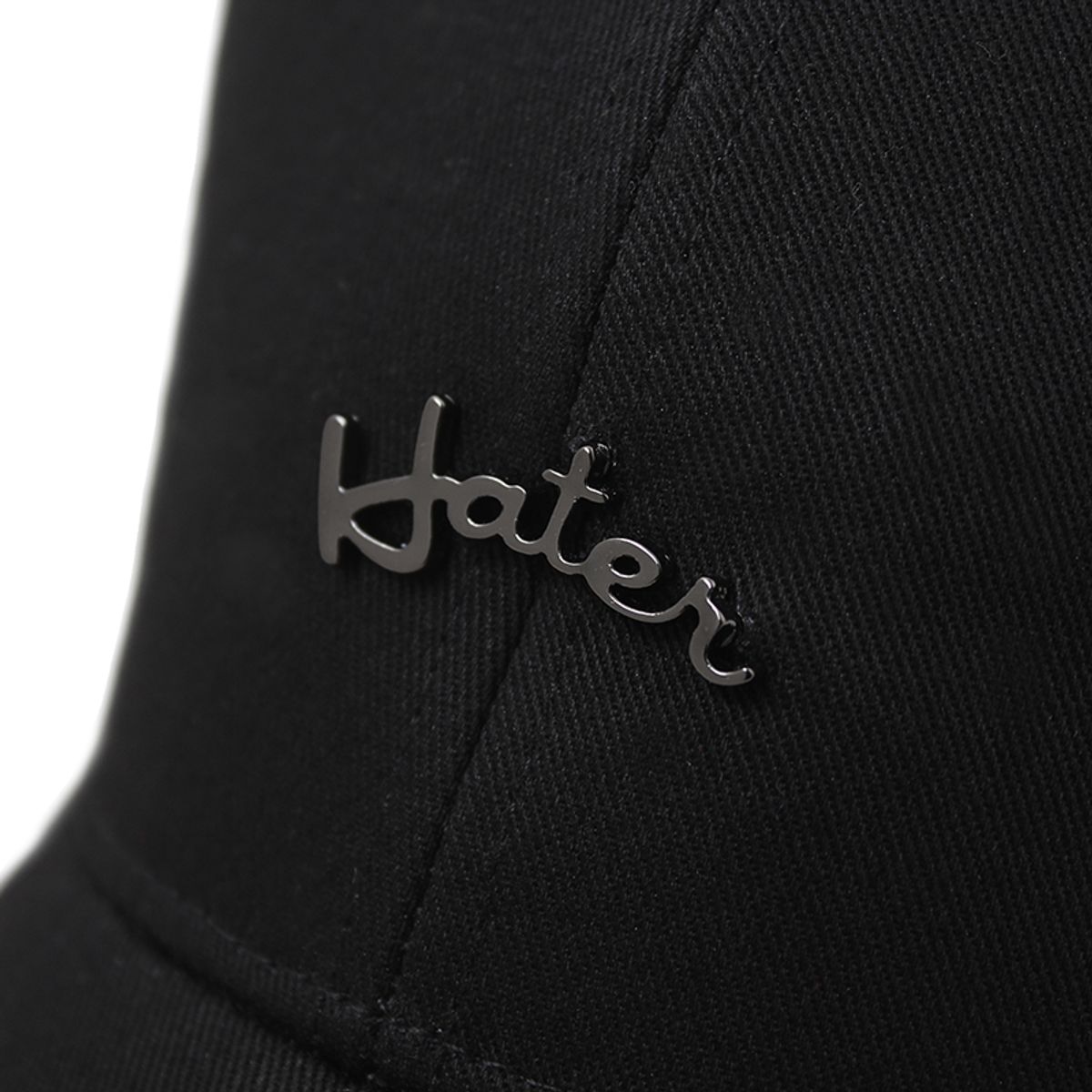 헤이터(HATER) 커브드로고 볼캡 블랙