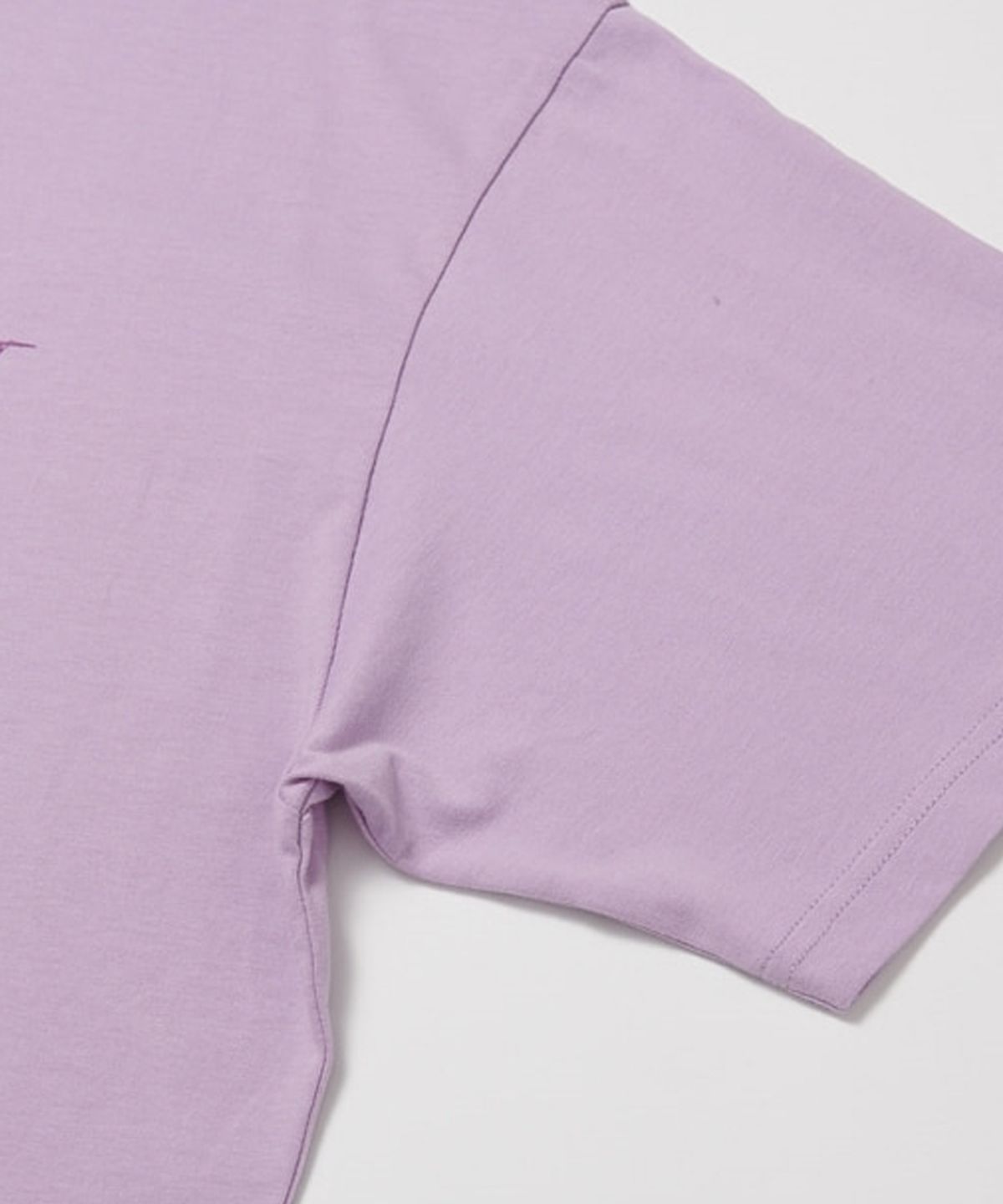 아임낫어휴먼비잉(I AM NOT A HUMAN BEING) Basic Logo Short Sleeve T-Shirt - WHITE PURPLE