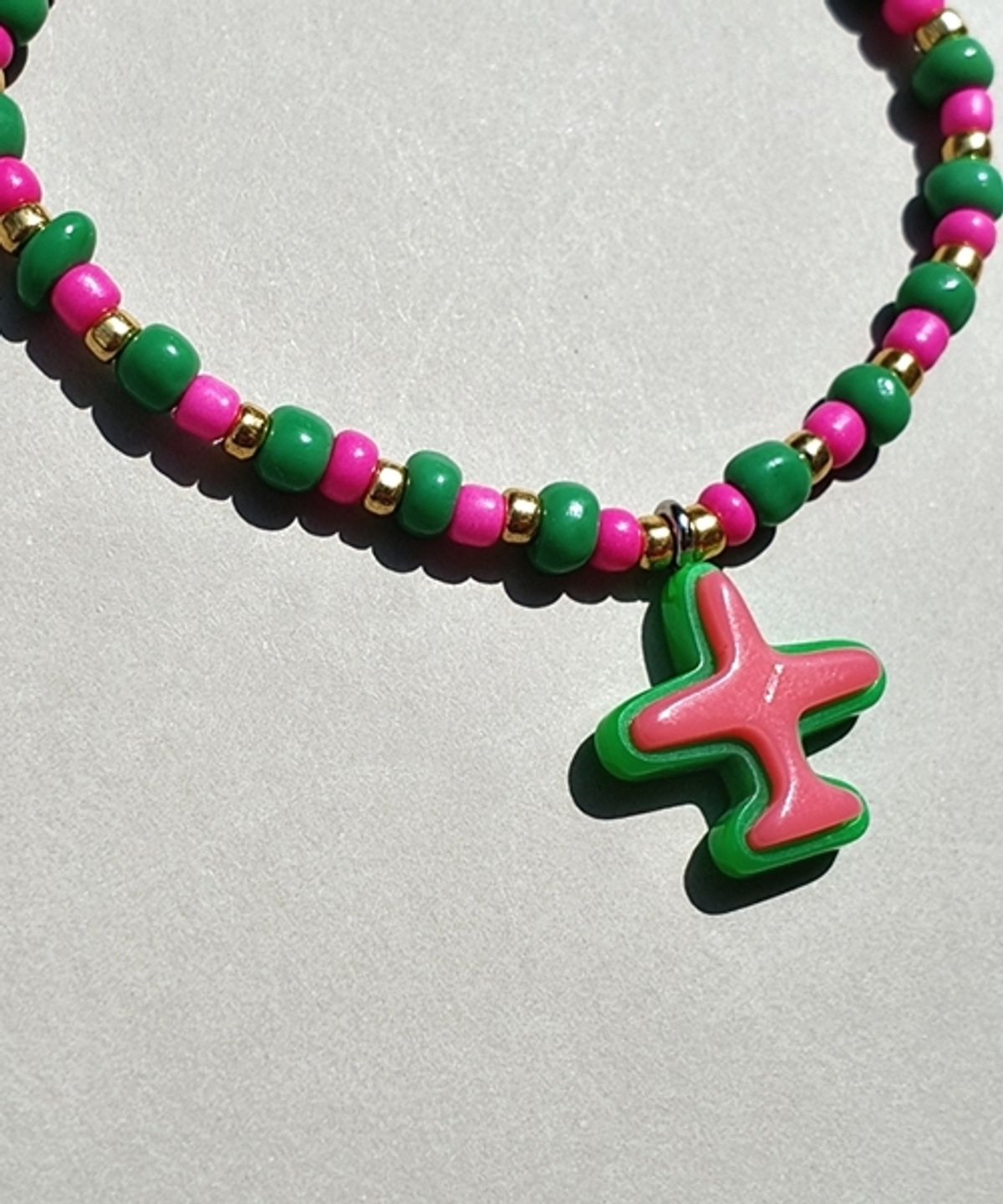 봉보(BONBEAU) Casual airplane beads Bracelet 핑크 그린 비행기 비즈팔찌