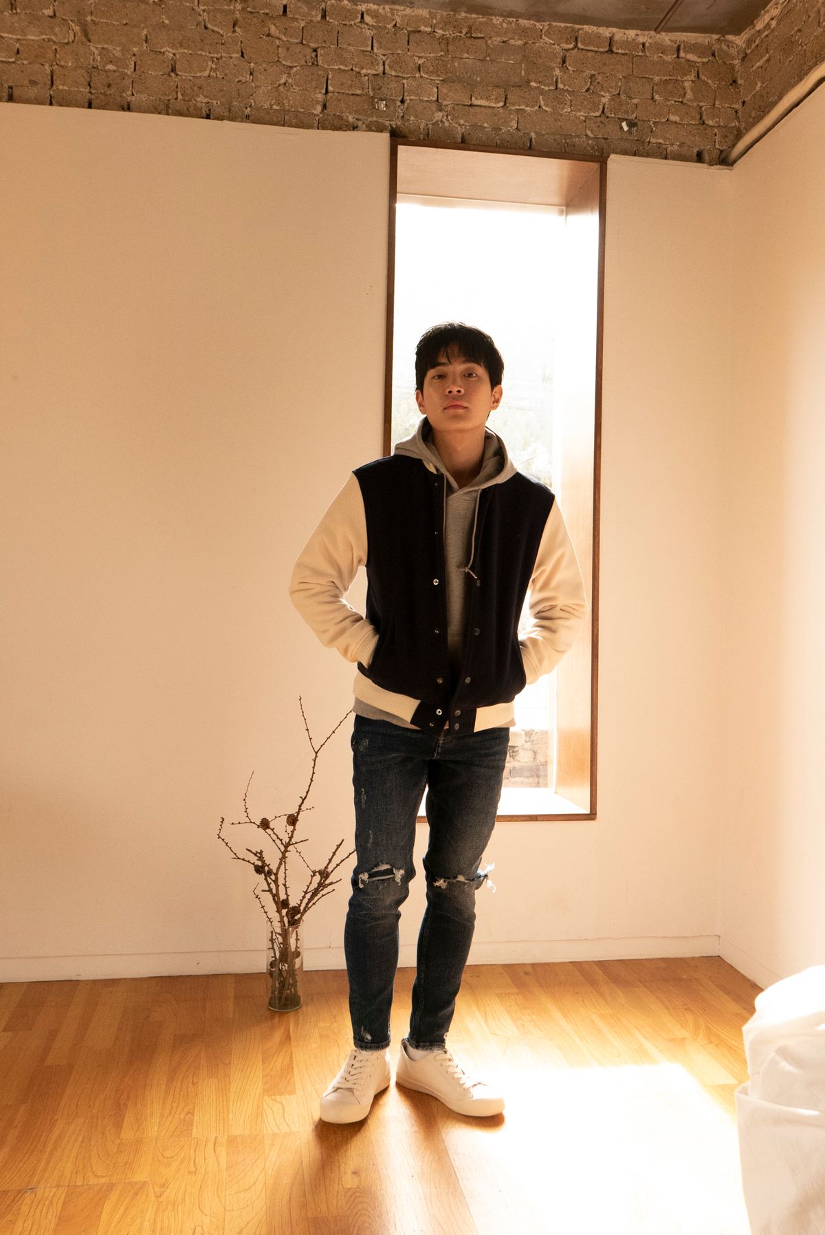 그라인(GRAENN) [리사이클 폴리에스터] 클레식 베이스볼 자켓 네이비