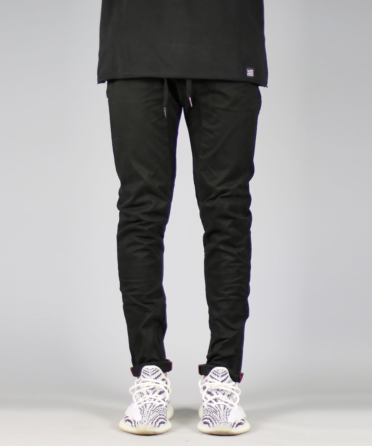 하이퍼 데님(HYPER DENIM) 블랙 드롭 크로치 팬츠