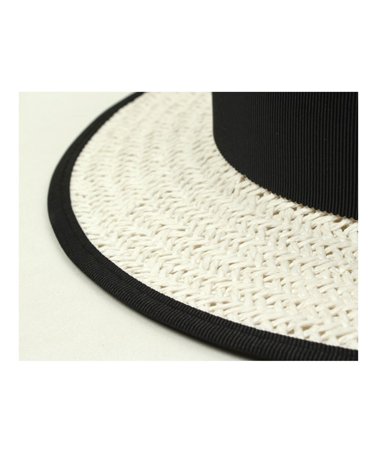 유니버셜 케미스트리(UNIVERSAL CHEMISTRY) Taping White Panama Hat 파나마햇