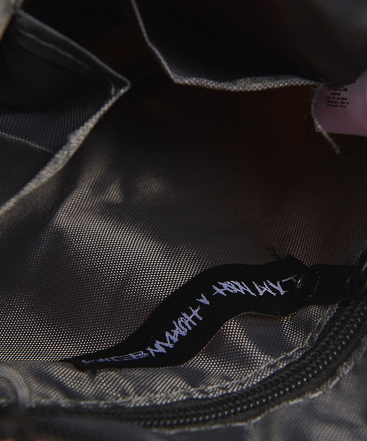 아임낫어휴먼비잉(I AM NOT A HUMAN BEING) Basic Logo Pouch Bag - YELLOW